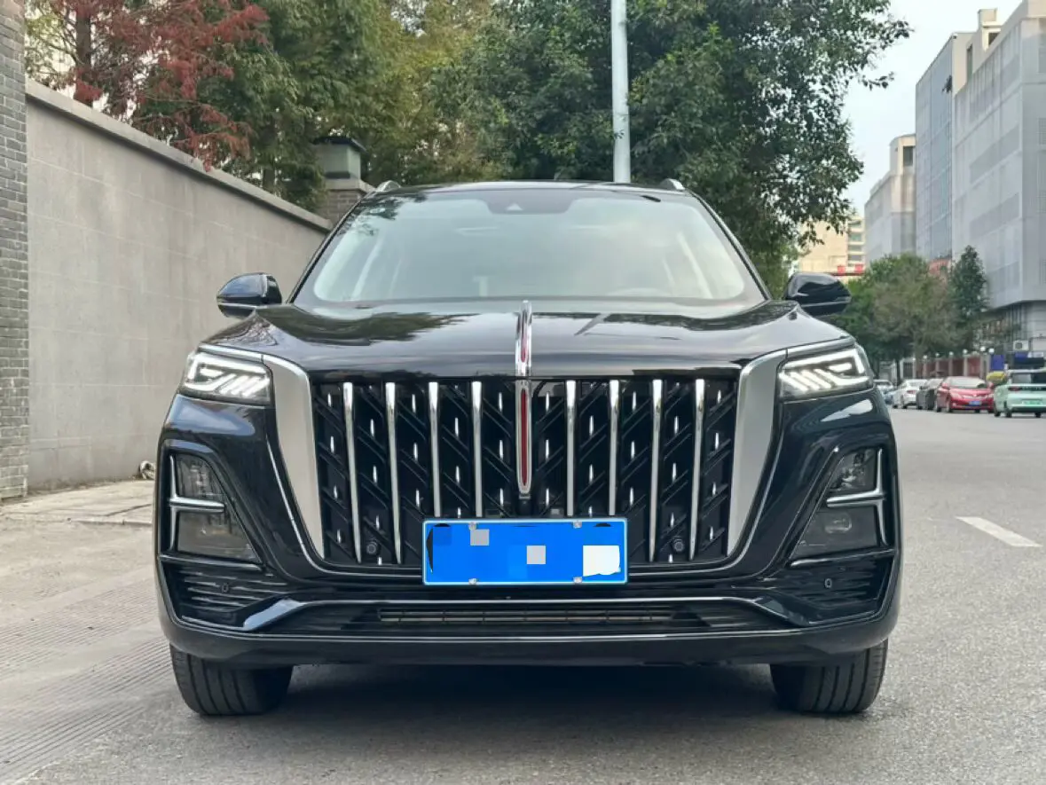 Hongqi HS5  из Китая