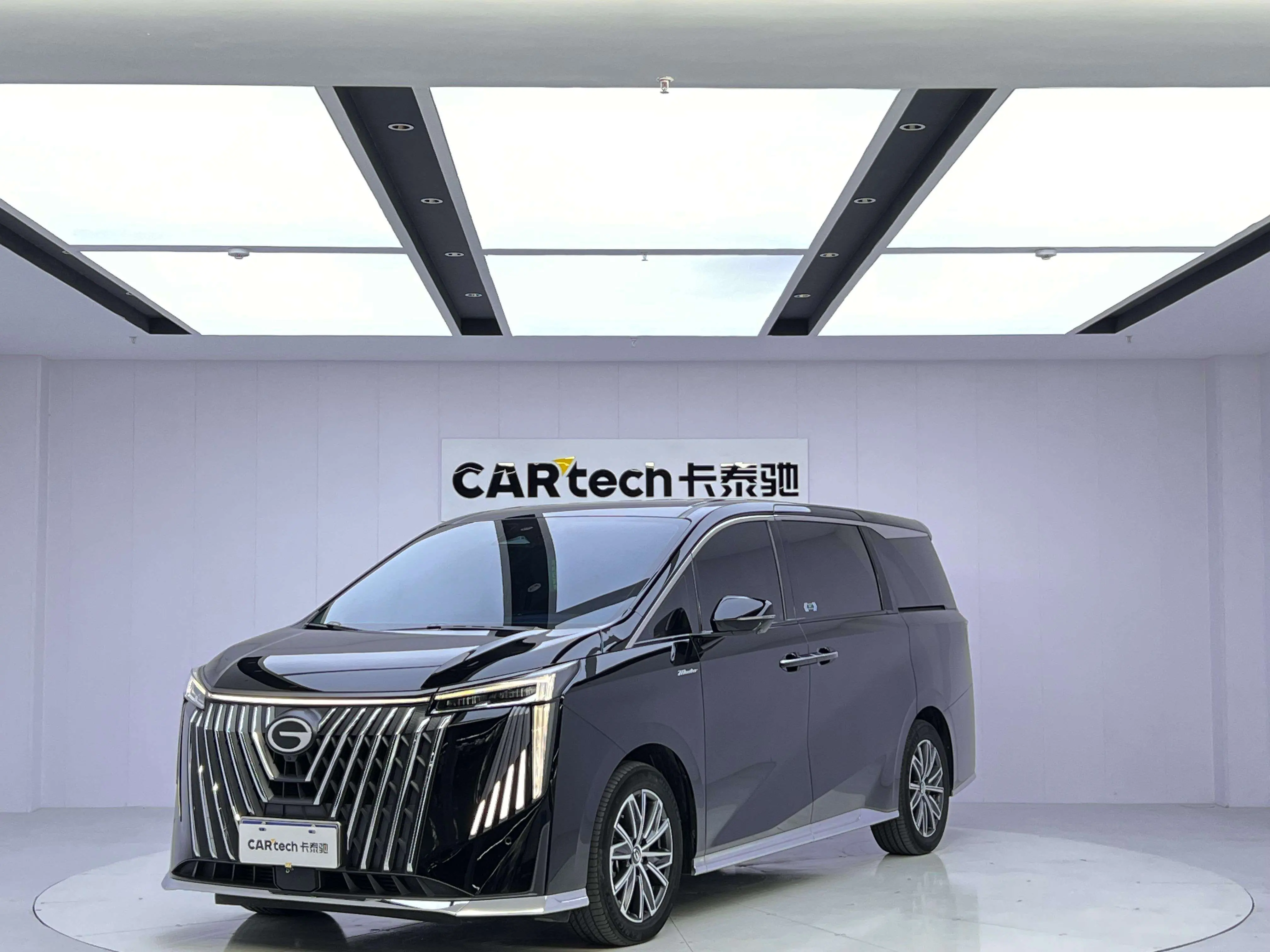 GAC Trumpchi M8  из Китая