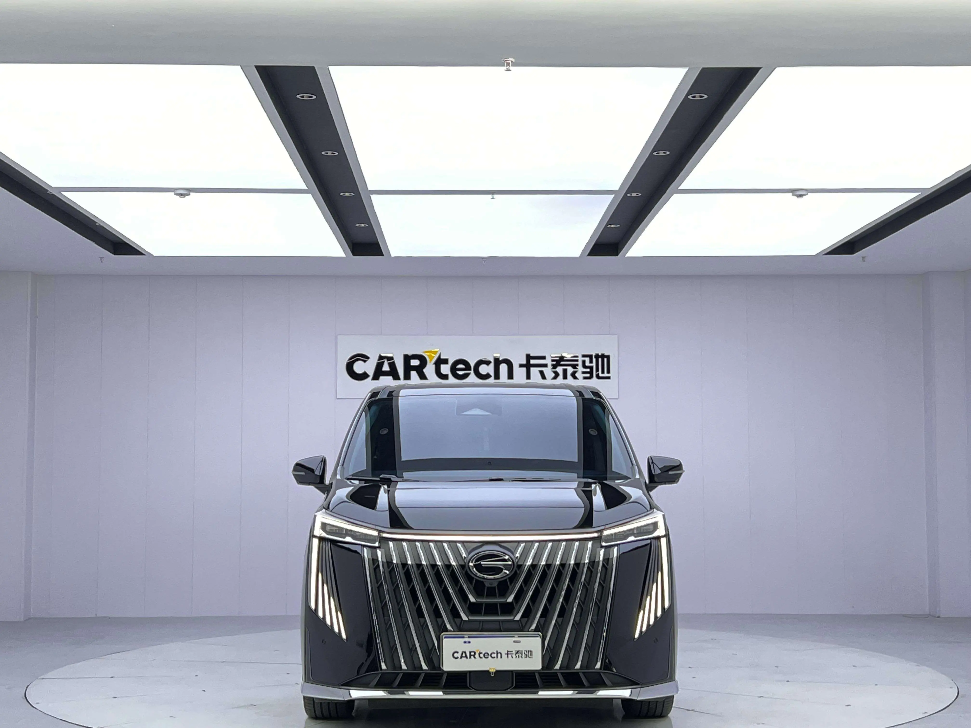 GAC Trumpchi M8  из Китая