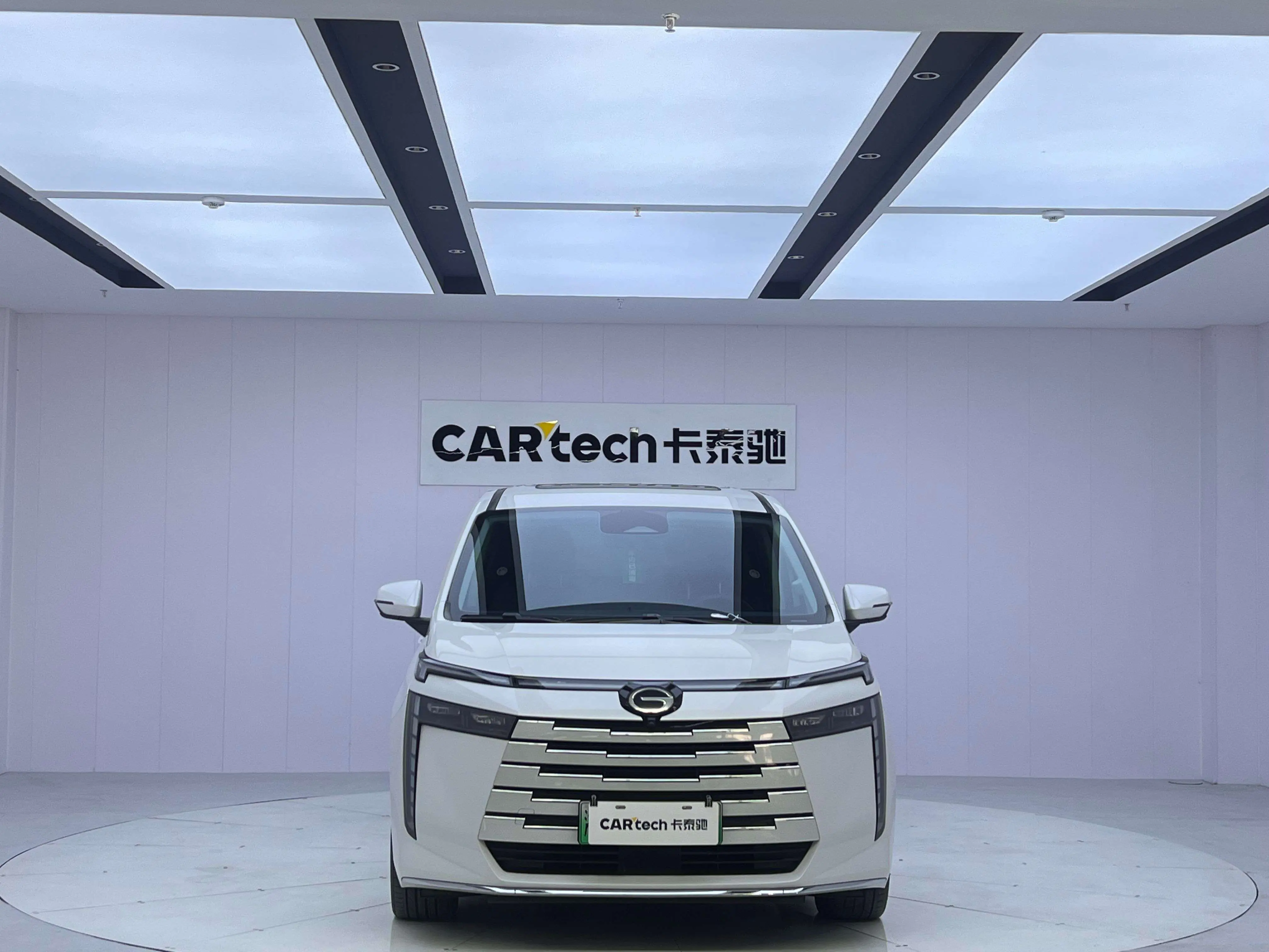 GAC Trumpchi E8 PHEV  из Китая