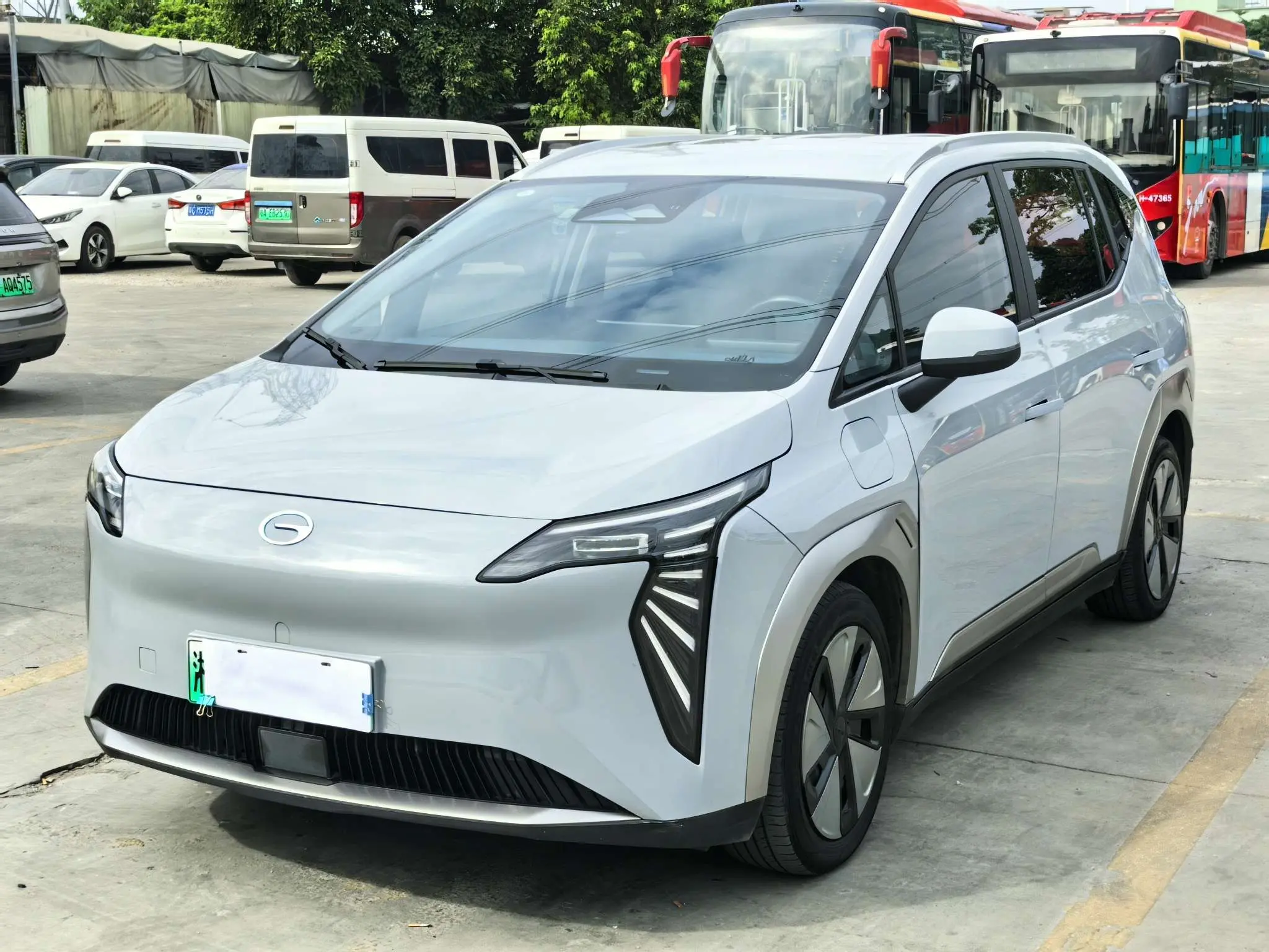 AION Y  из Китая