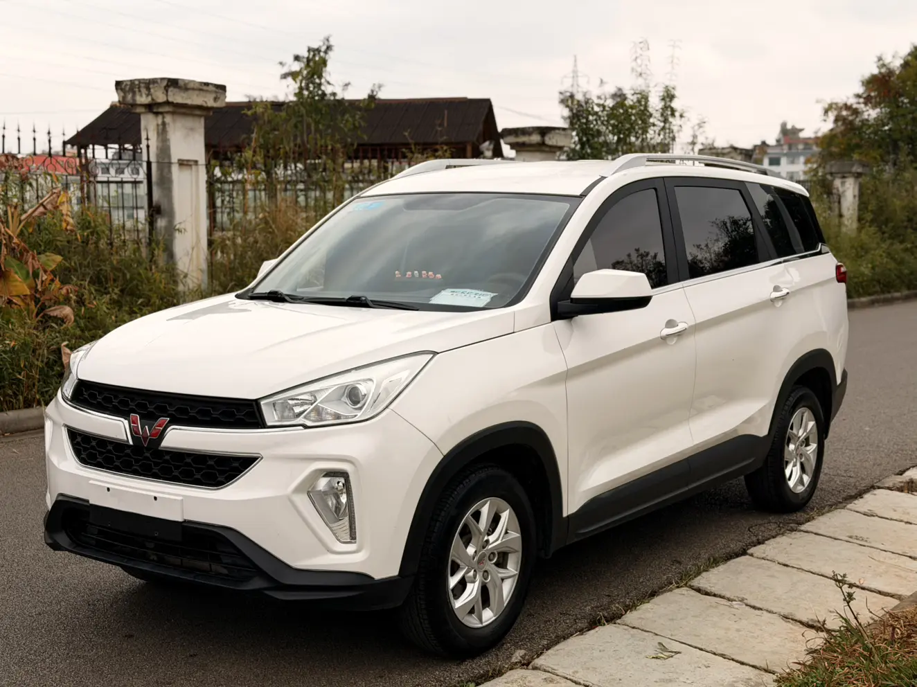 Wuling Hongguang S3  из Китая