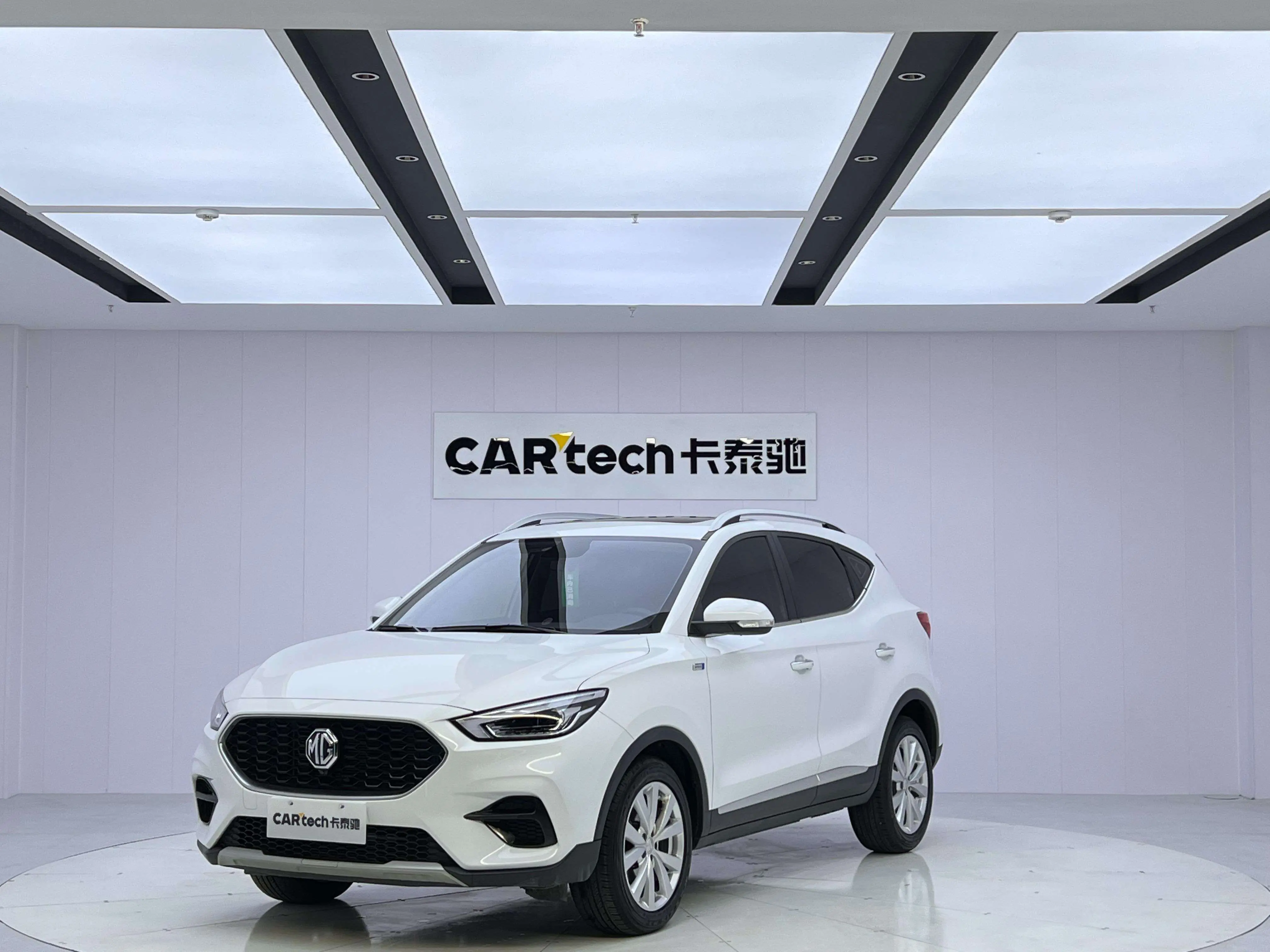 MG ZS  из Китая