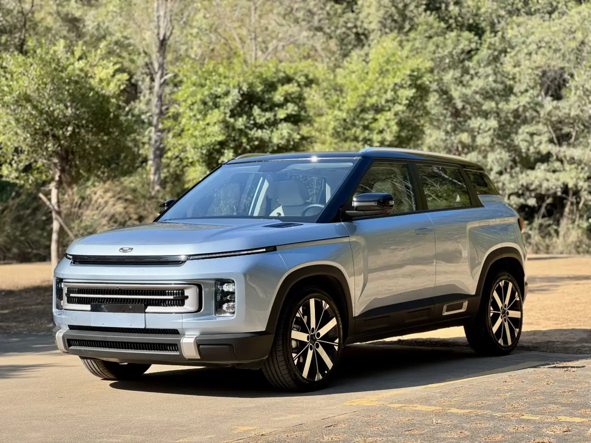 Geely ICON  из Китая