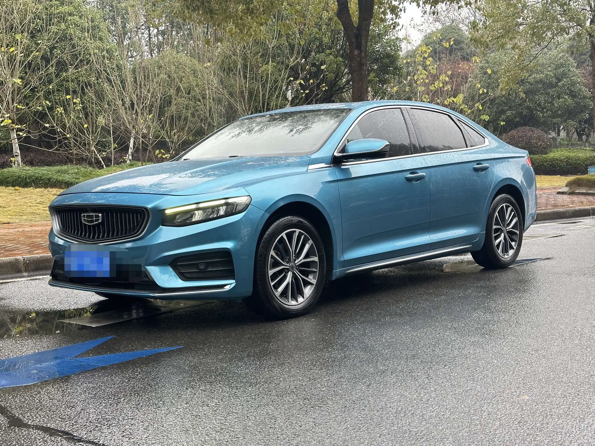 Geely Xing Rui  из Китая