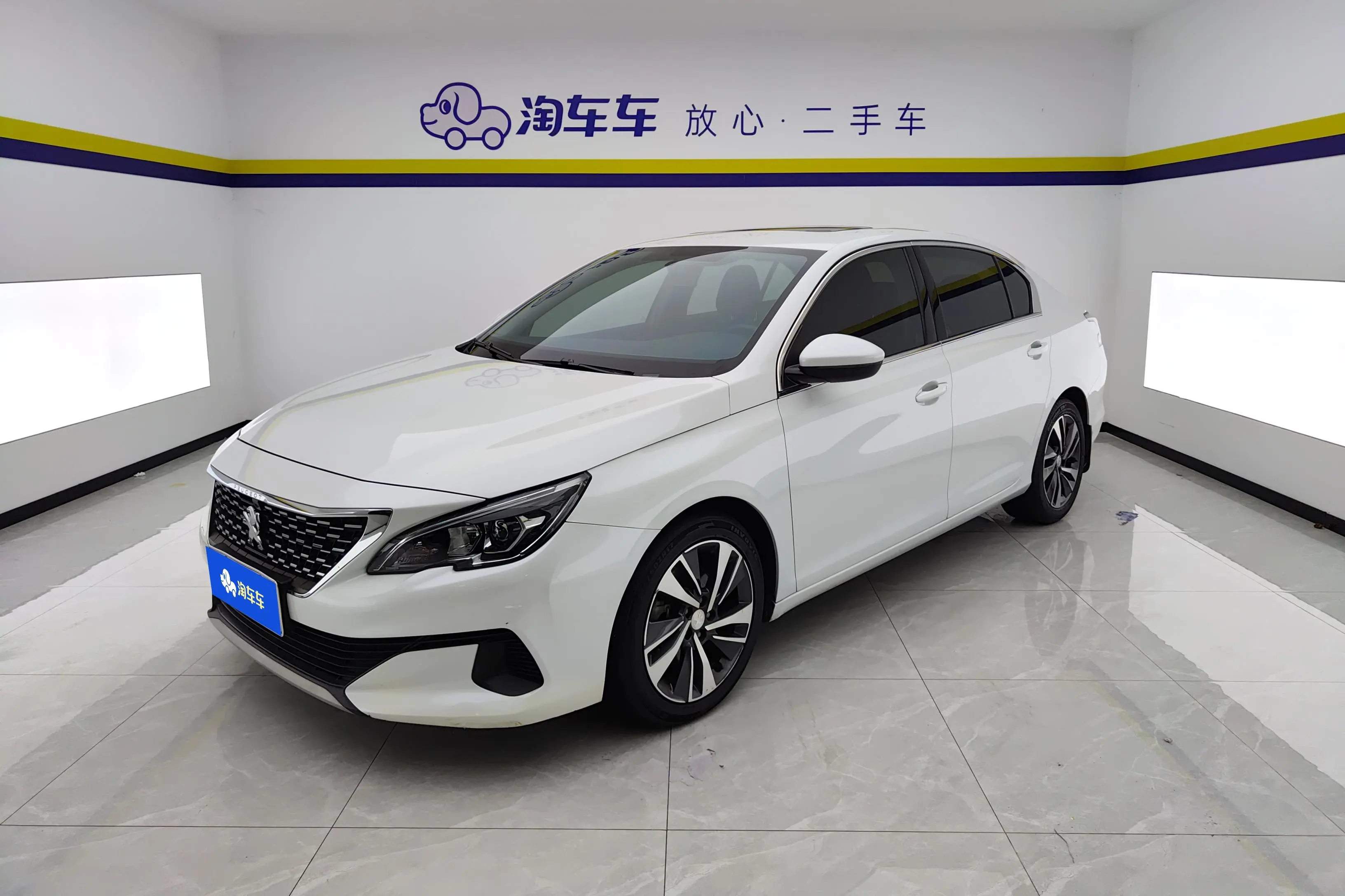 Peugeot 408  из Китая