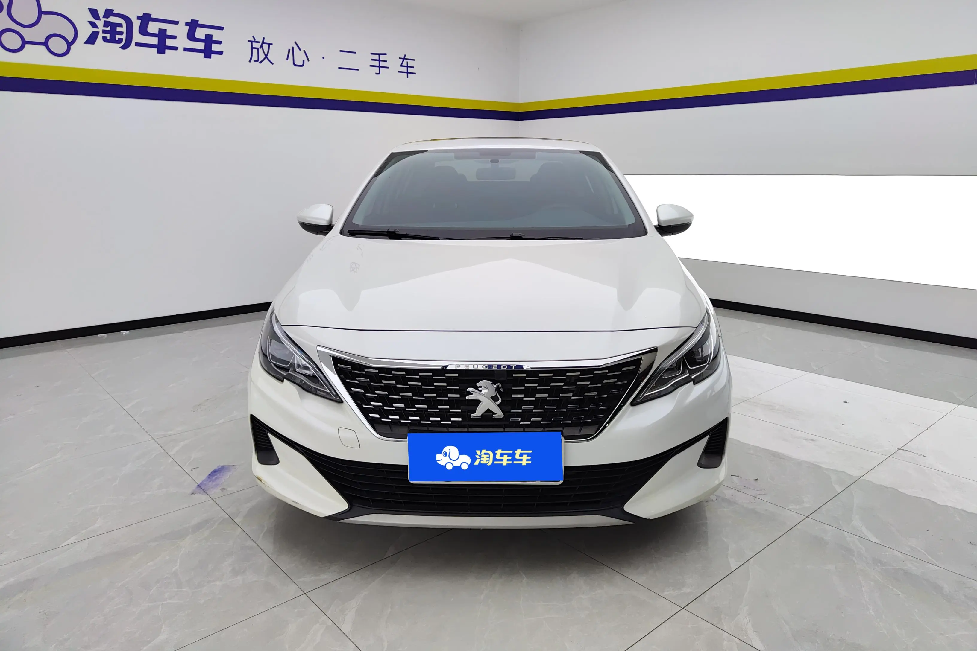 Peugeot 408  из Китая