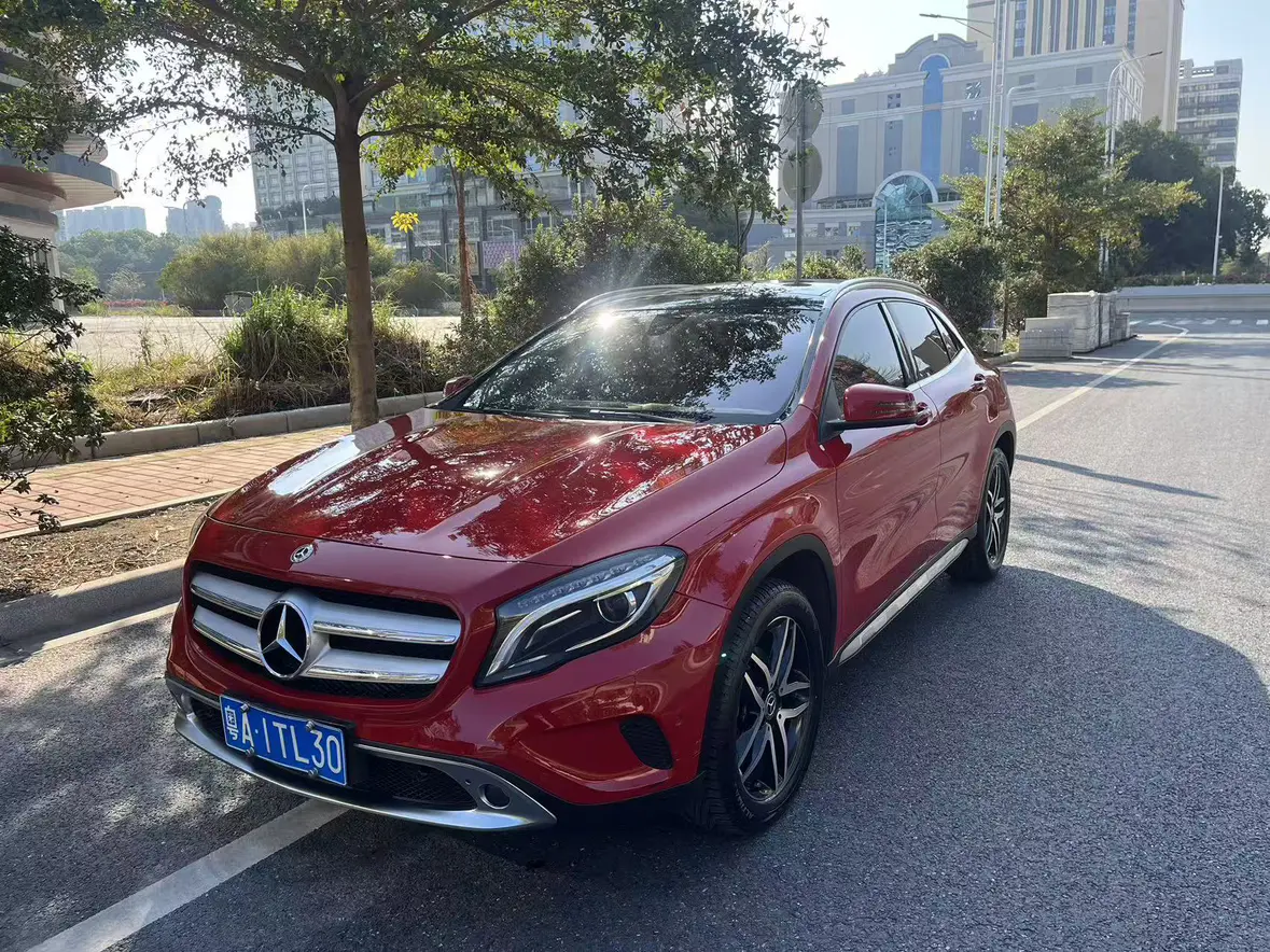 Mercedes-Benz GLA  из Китая