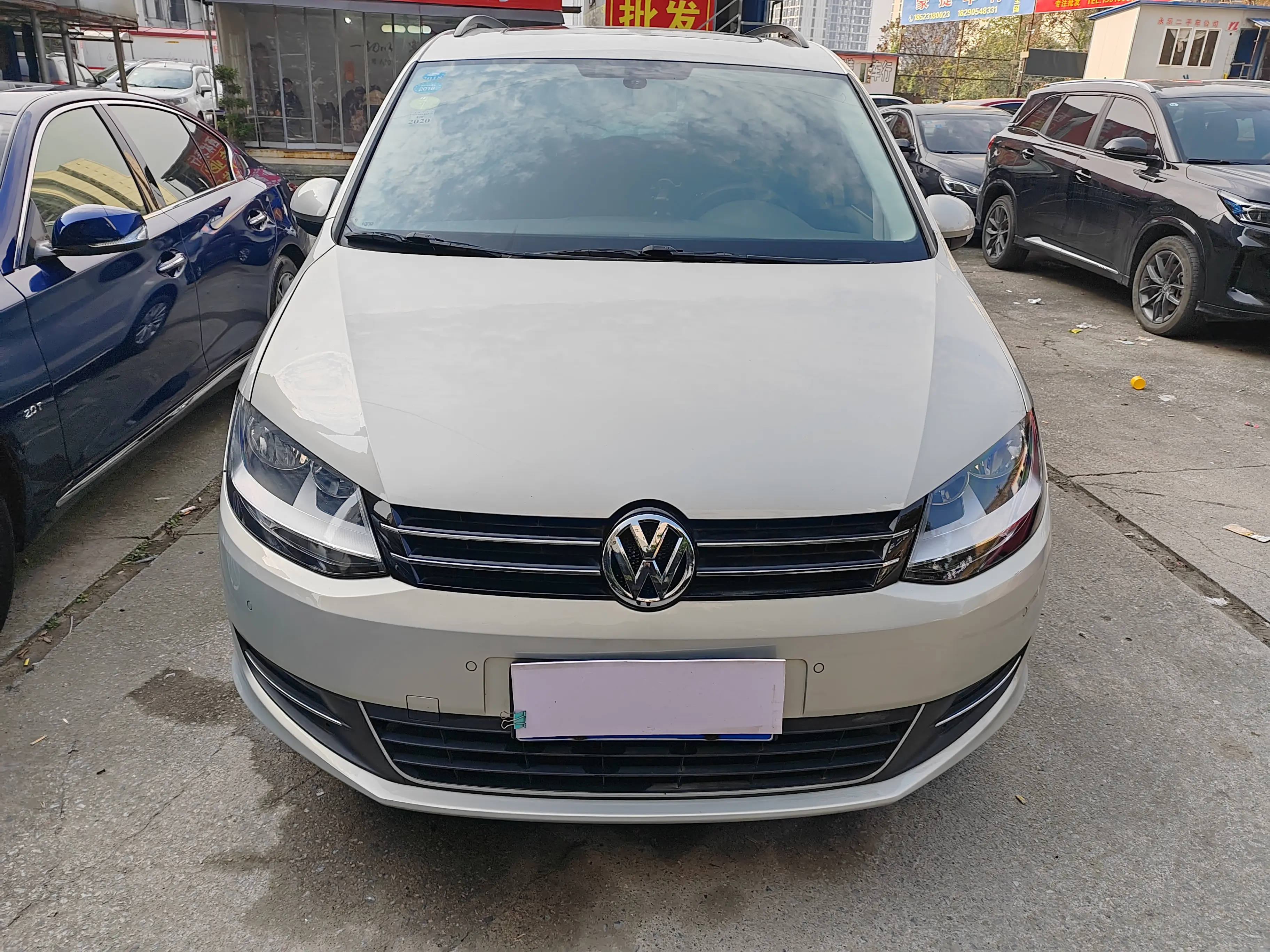 Volkswagen Sharon  из Китая