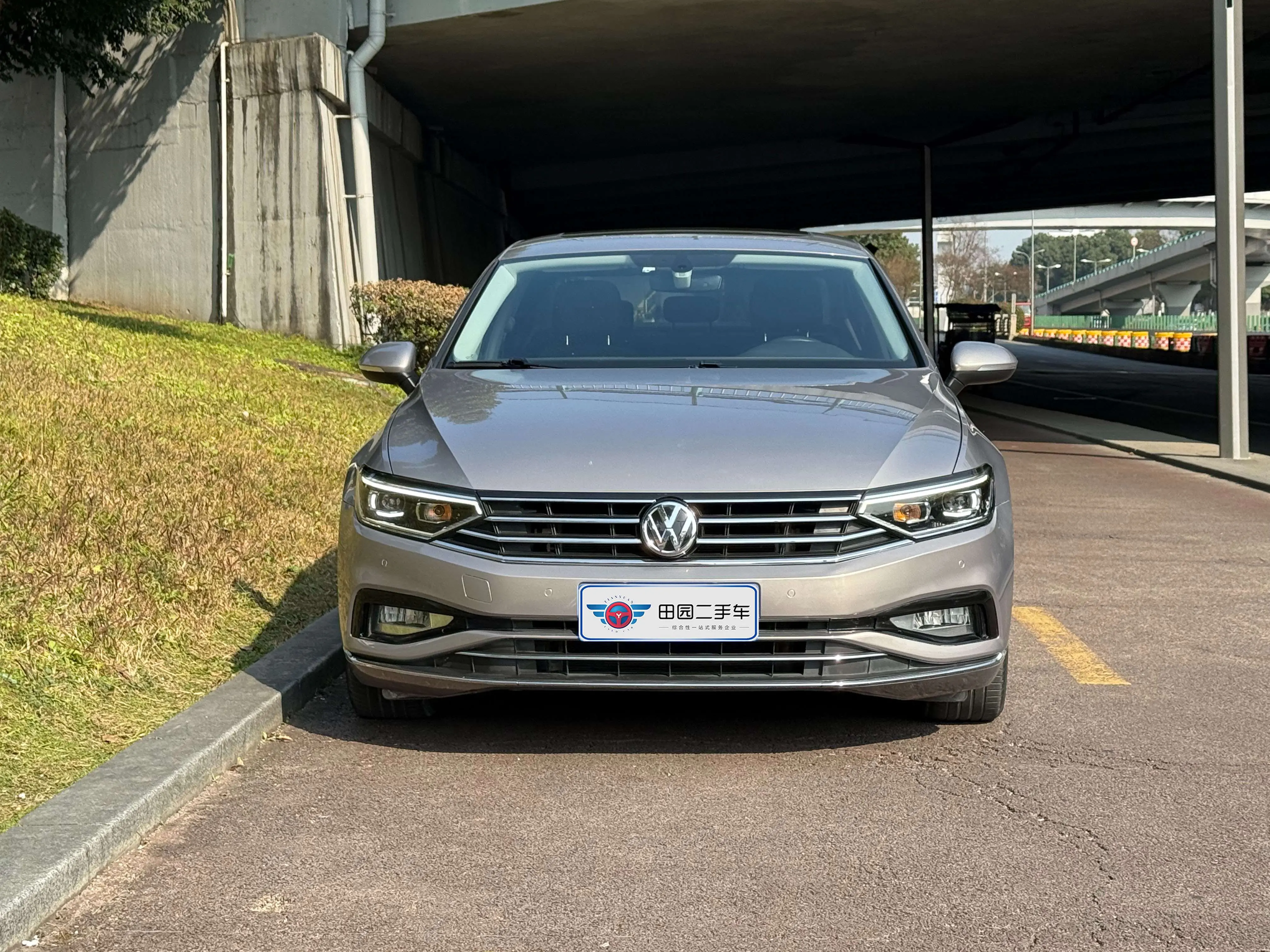 Volkswagen Magotan  из Китая