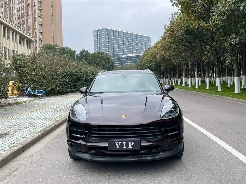 Porsche Macan  из Китая