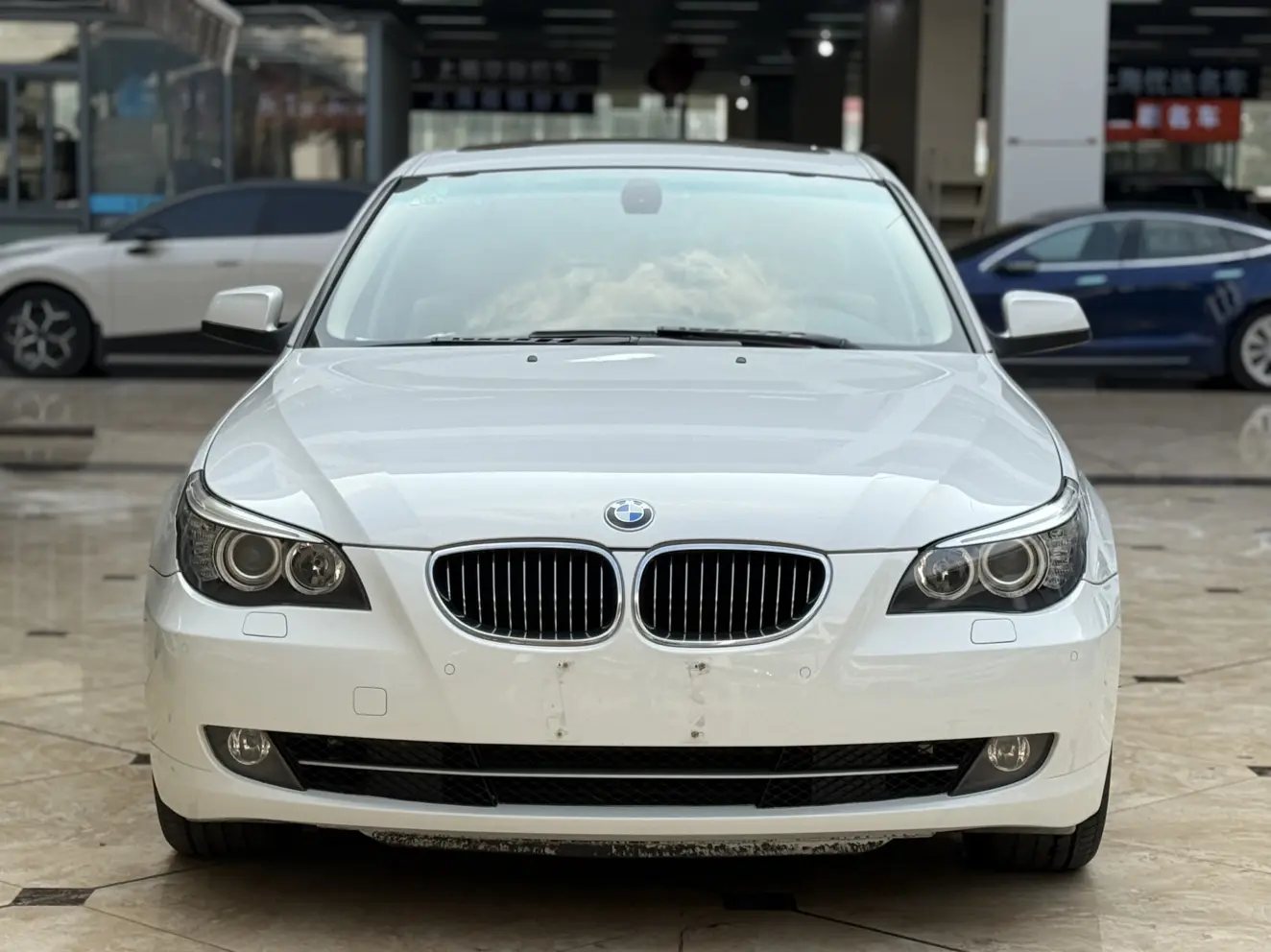 BMW 5 Series  из Китая