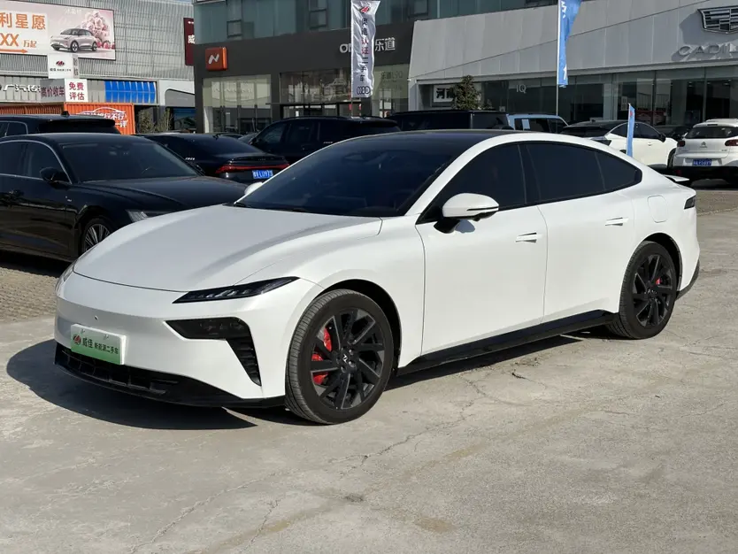 Dongfeng Eπ007  из Китая