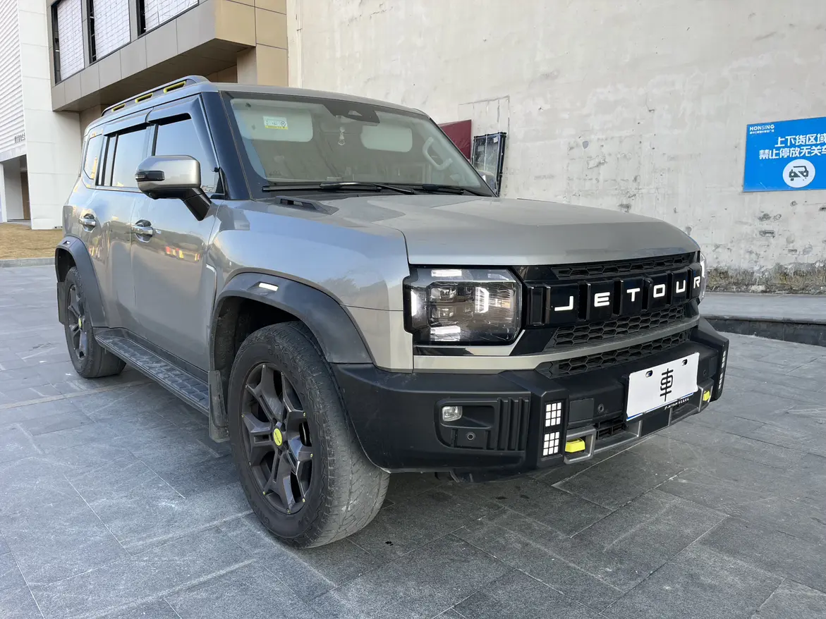 Jetour Jet Traveler  из Китая