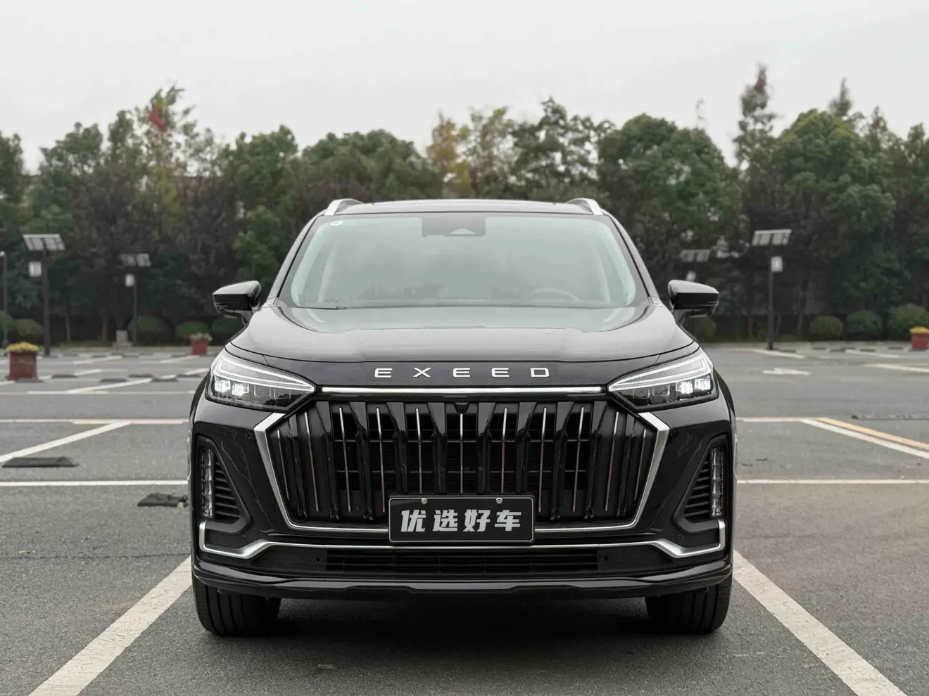 Exeed VX (The starry road embraces the moon)  из Китая