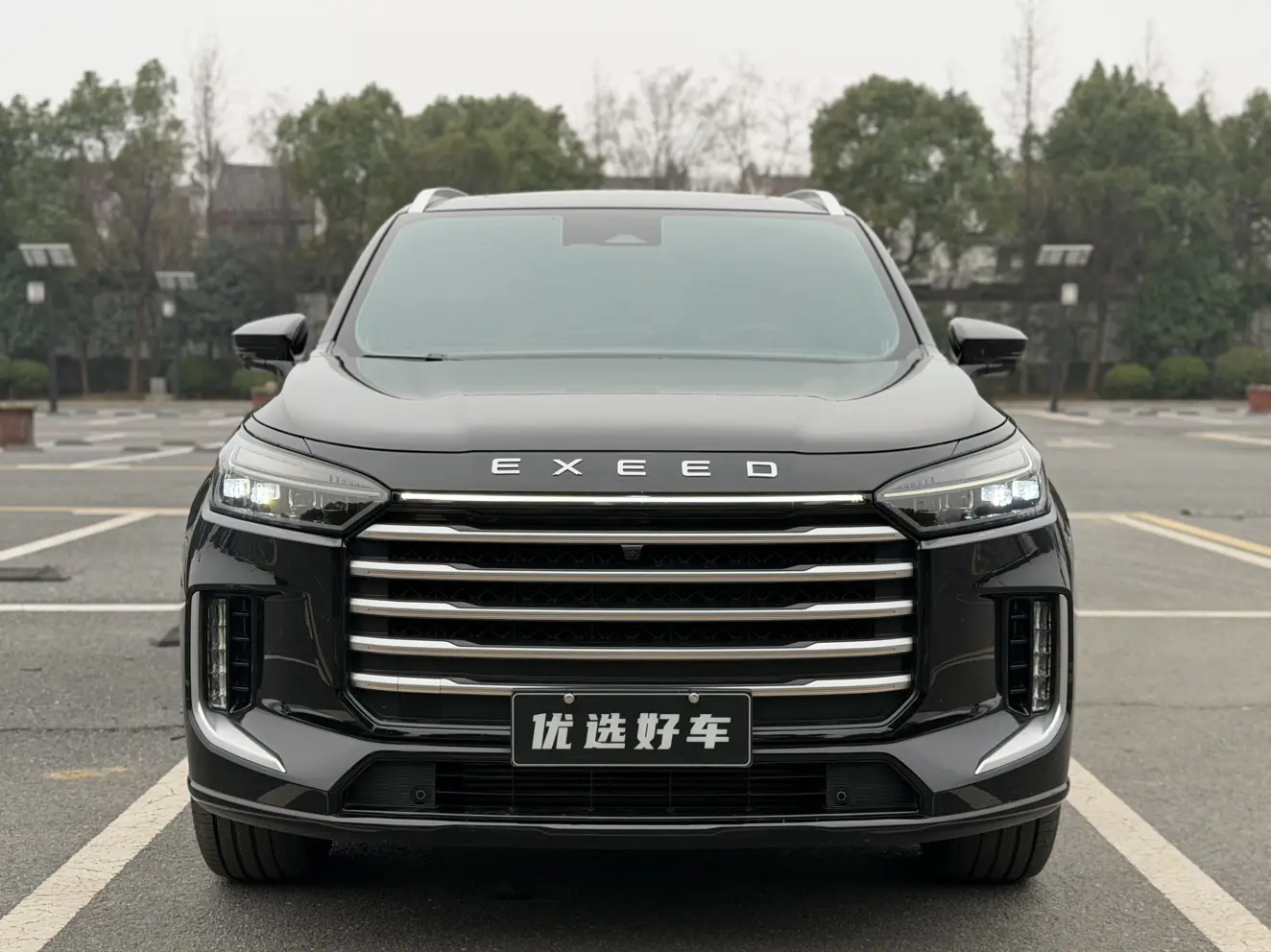 Exeed VX (The starry road embraces the moon)  из Китая