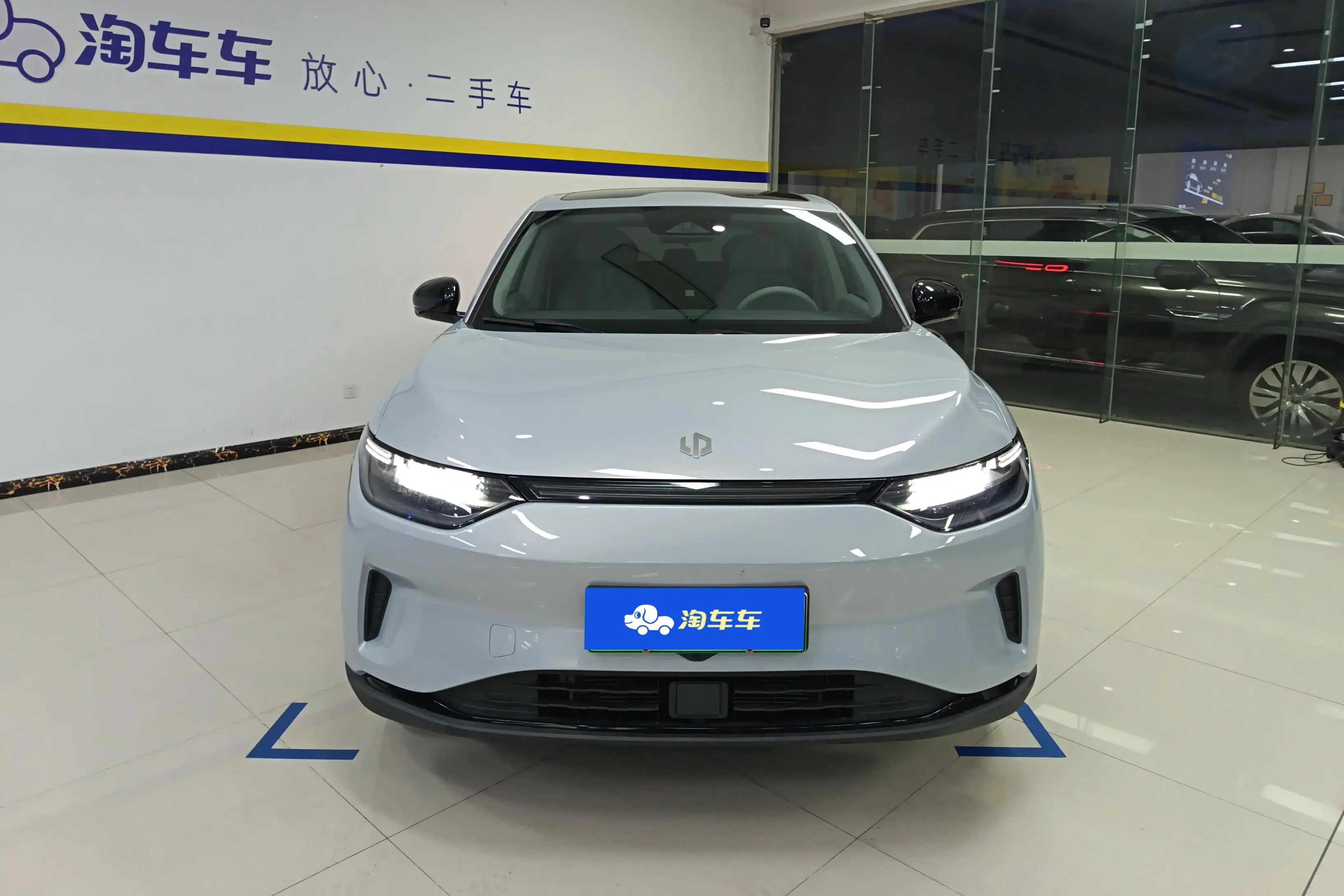 Leapmotor Zero running C11  из Китая