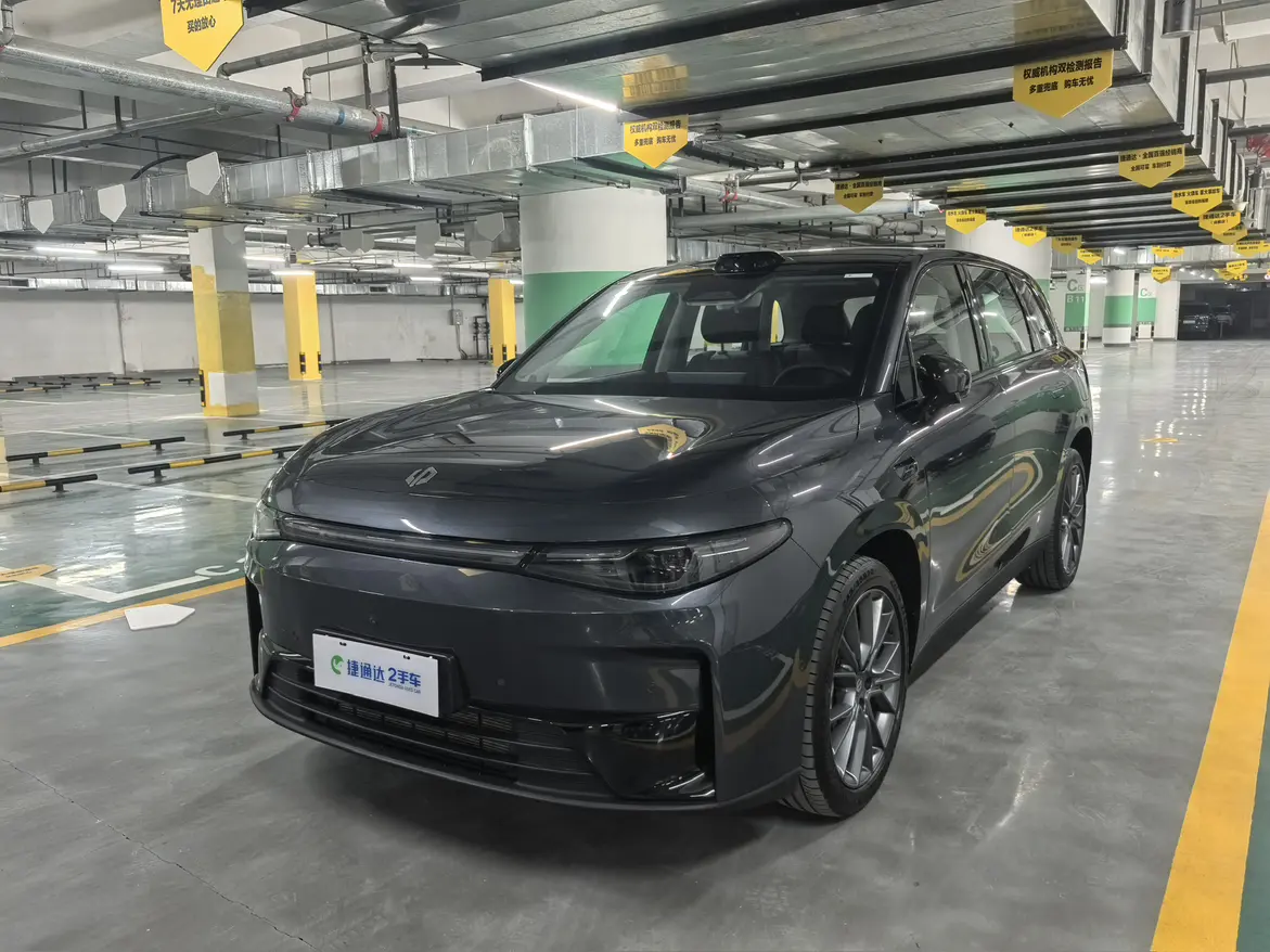 Leapmotor Zero running C10  из Китая