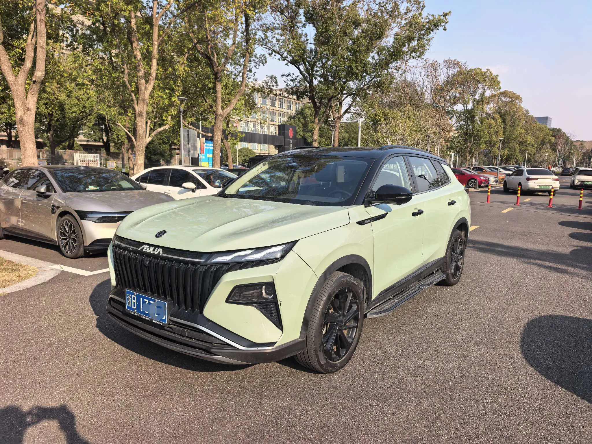 Dongfeng Haoji  из Китая