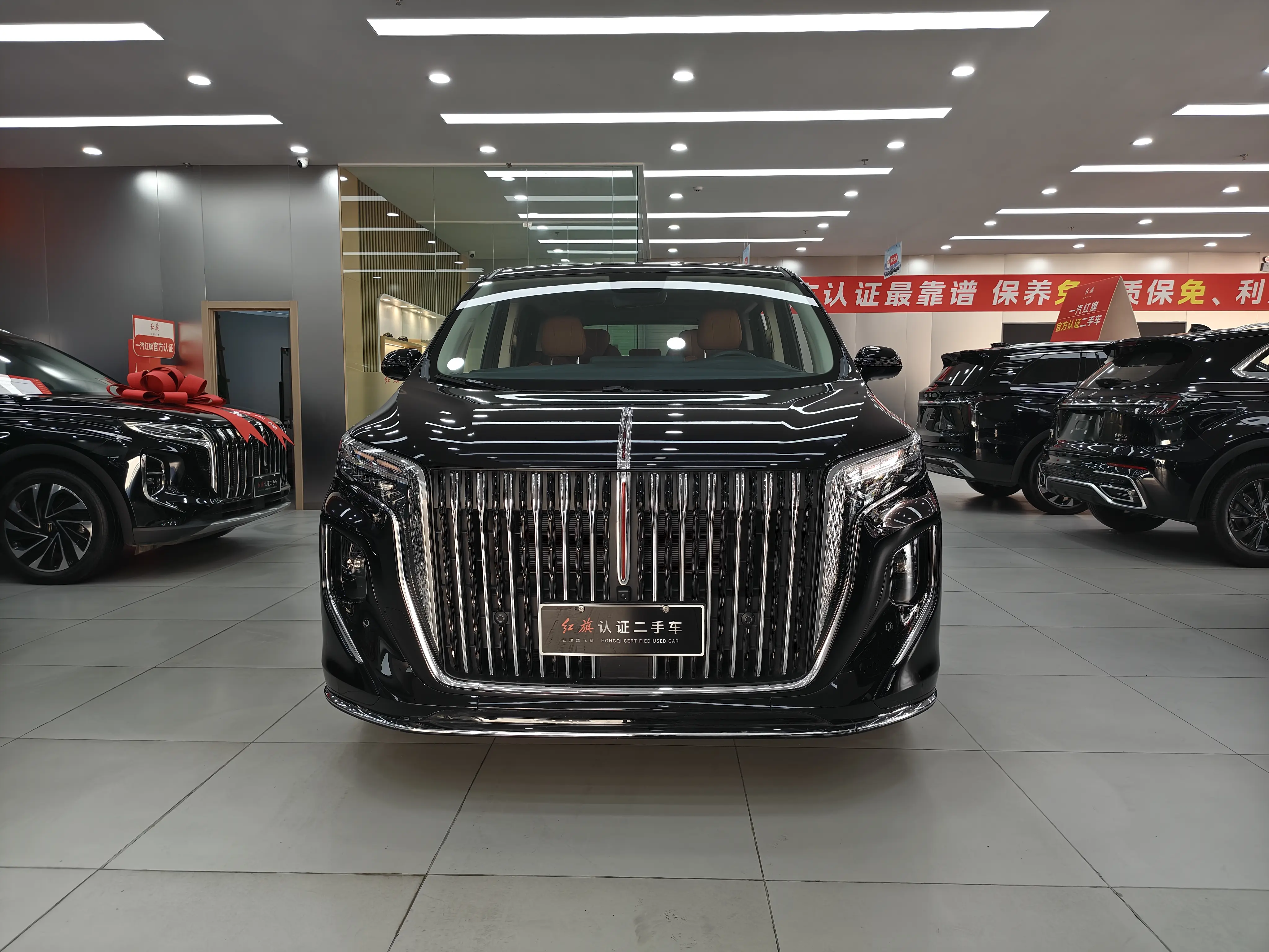 Hongqi HQ9 PHEV  из Китая
