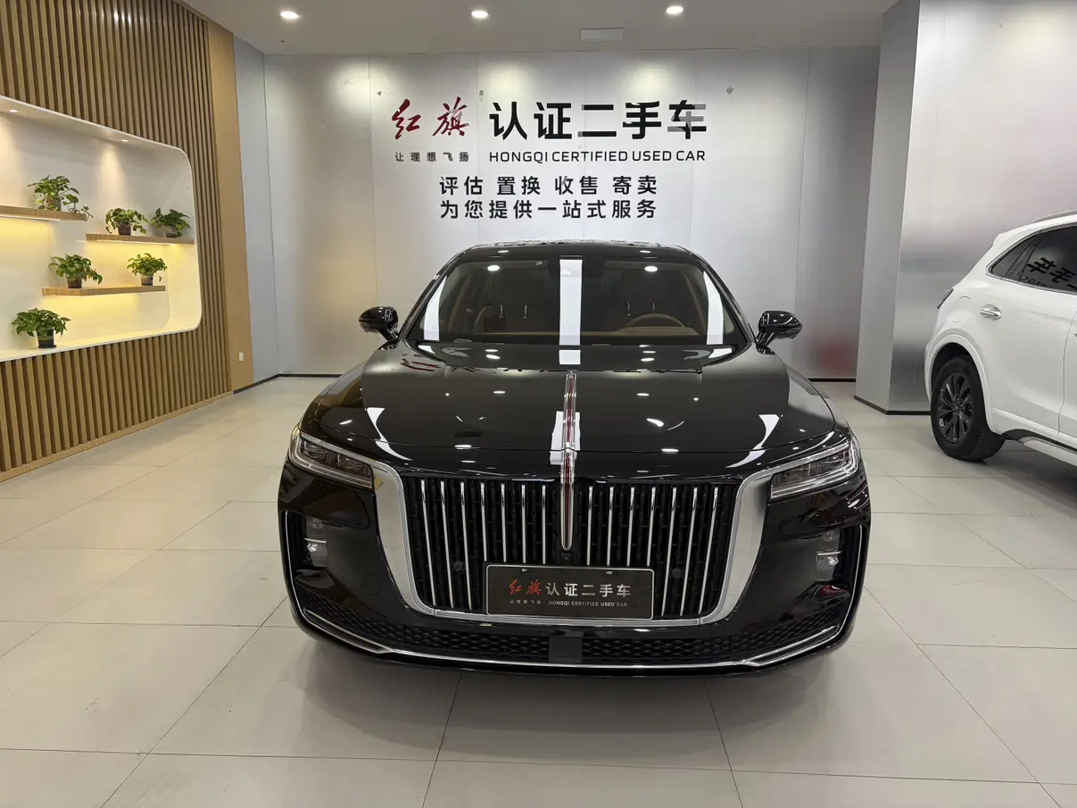 Hongqi H9  из Китая
