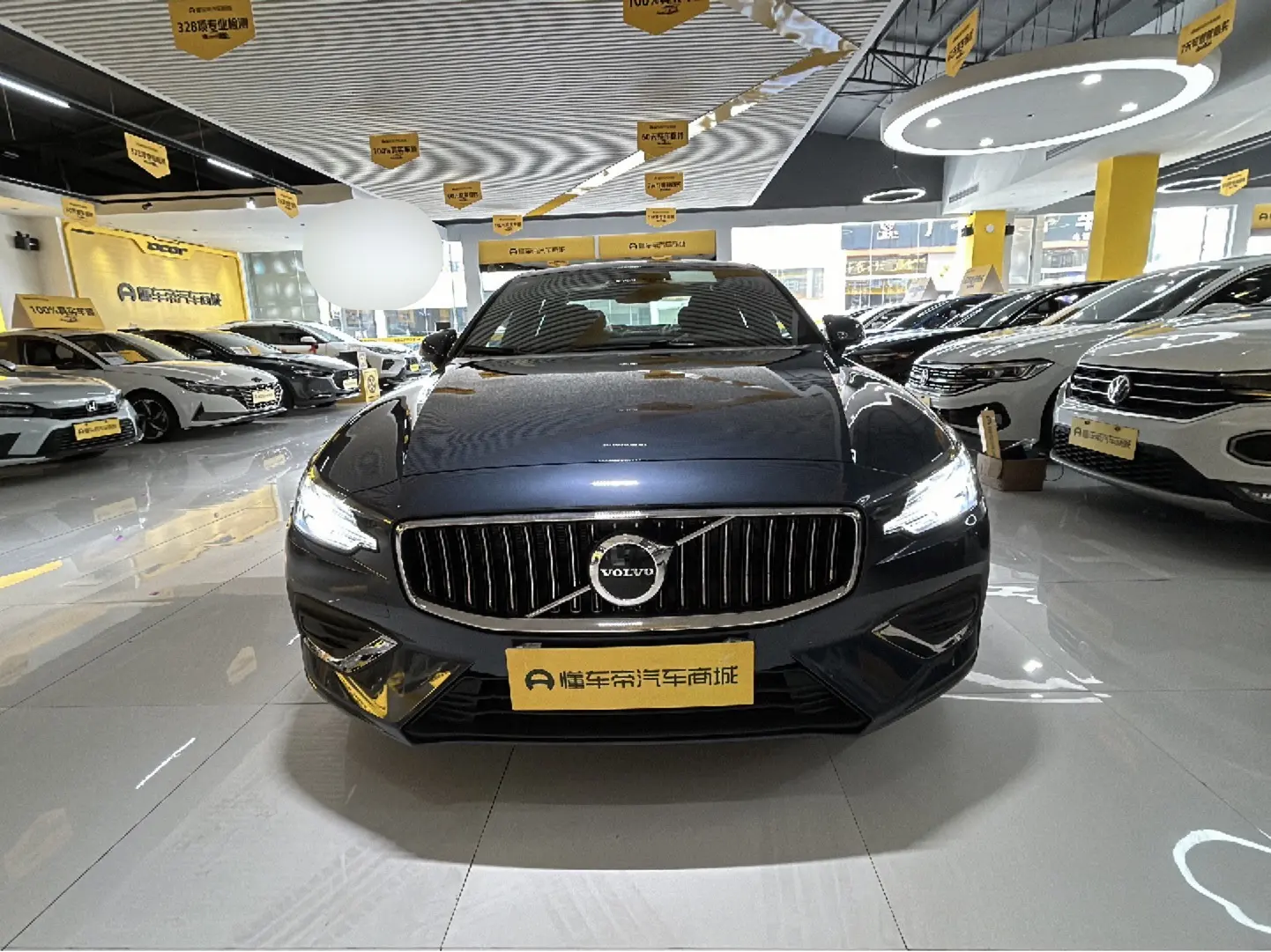 Volvo S60  из Китая