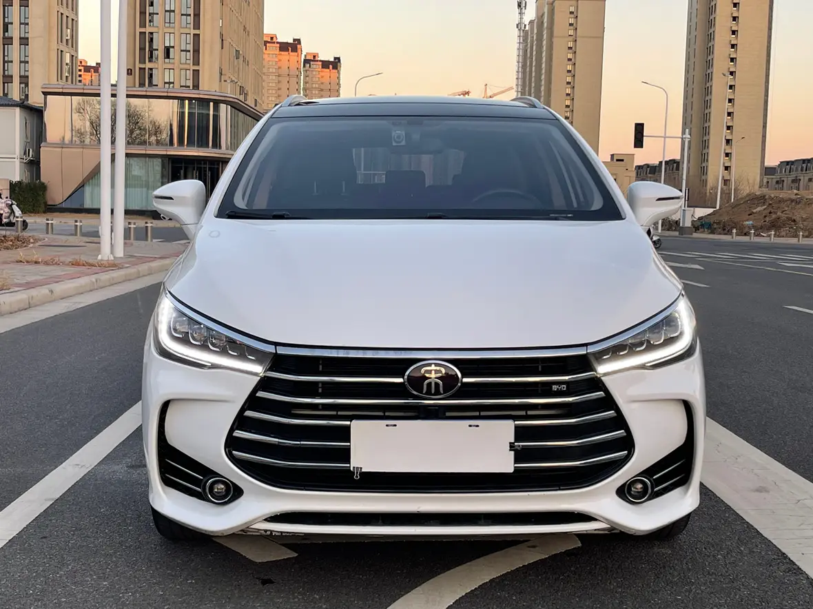 BYD Song MAX  из Китая