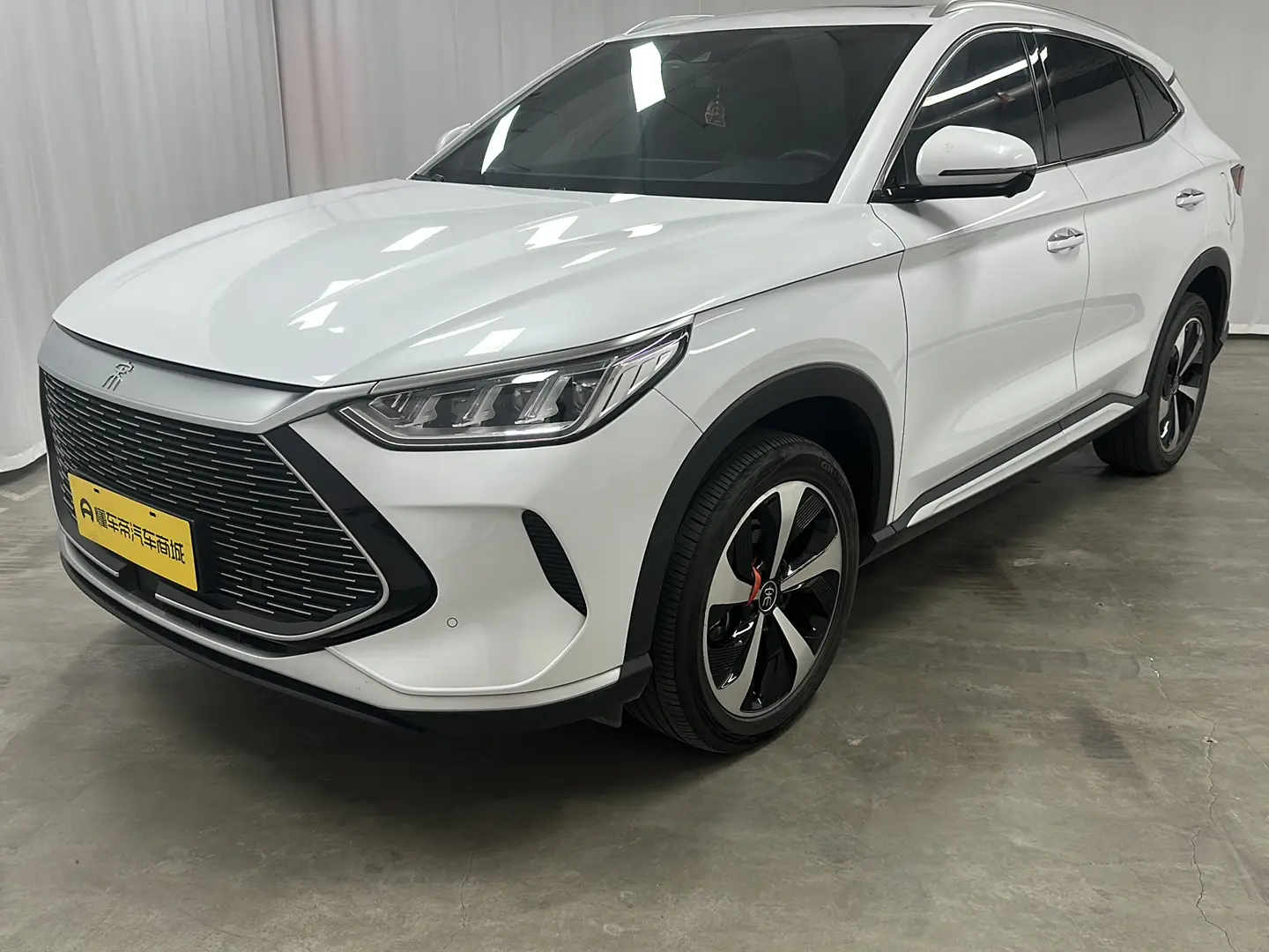 BYD Song PLUS DM  из Китая