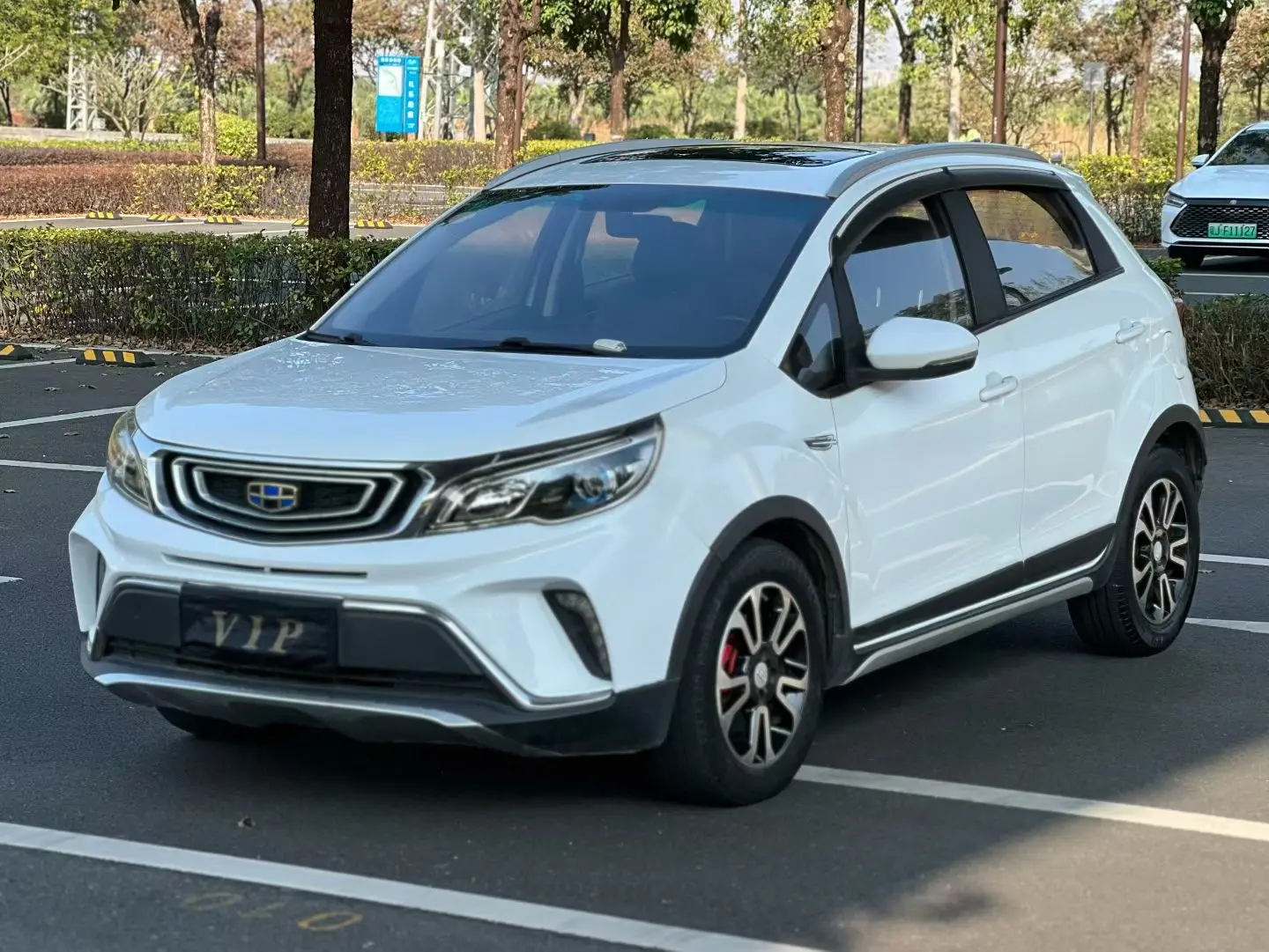 Geely Vision X3  из Китая