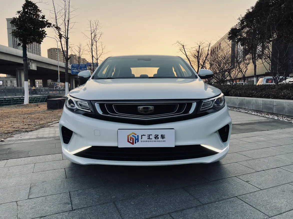 Geely Emgrand GL  из Китая