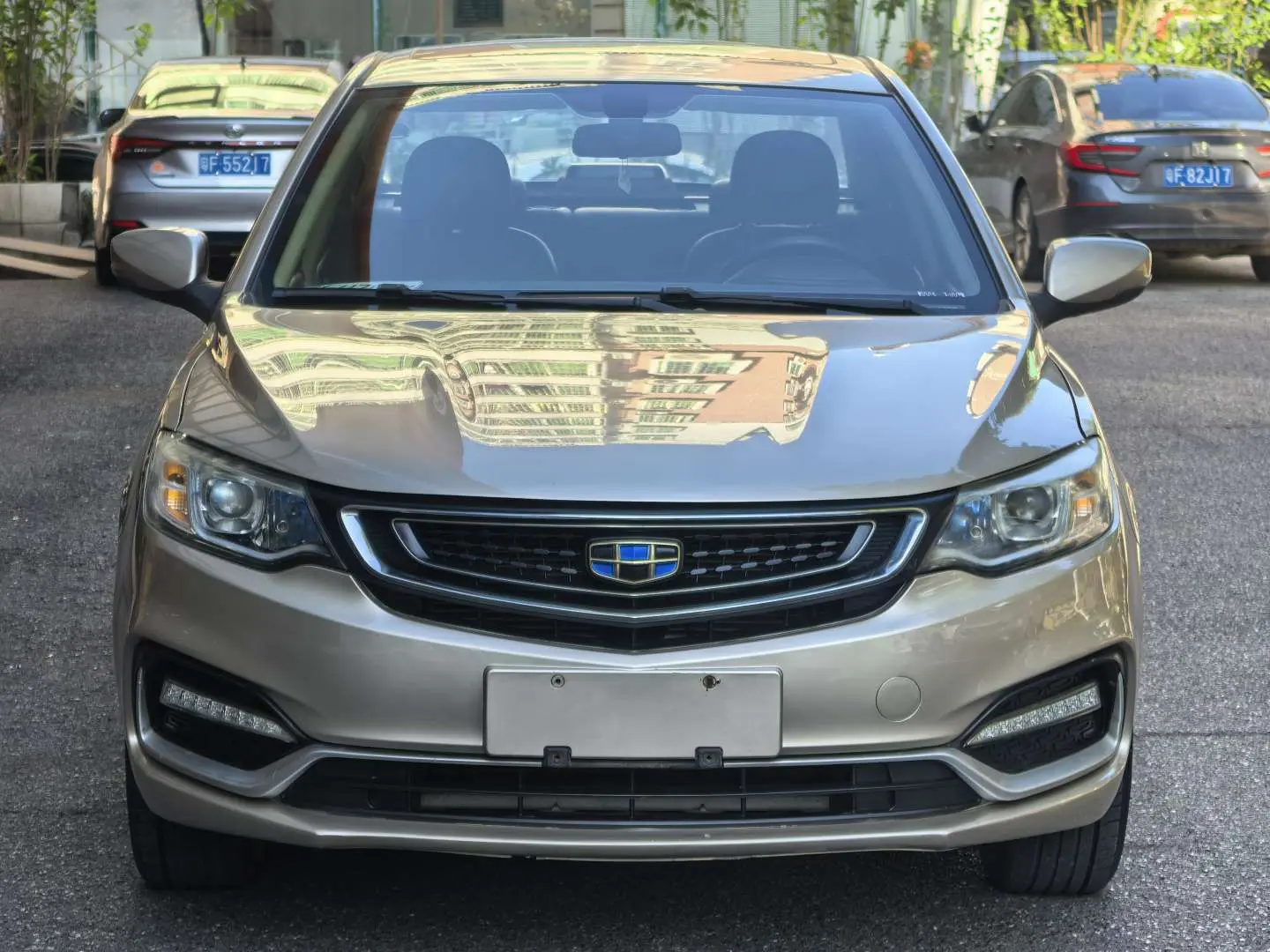 Geely Vision  из Китая