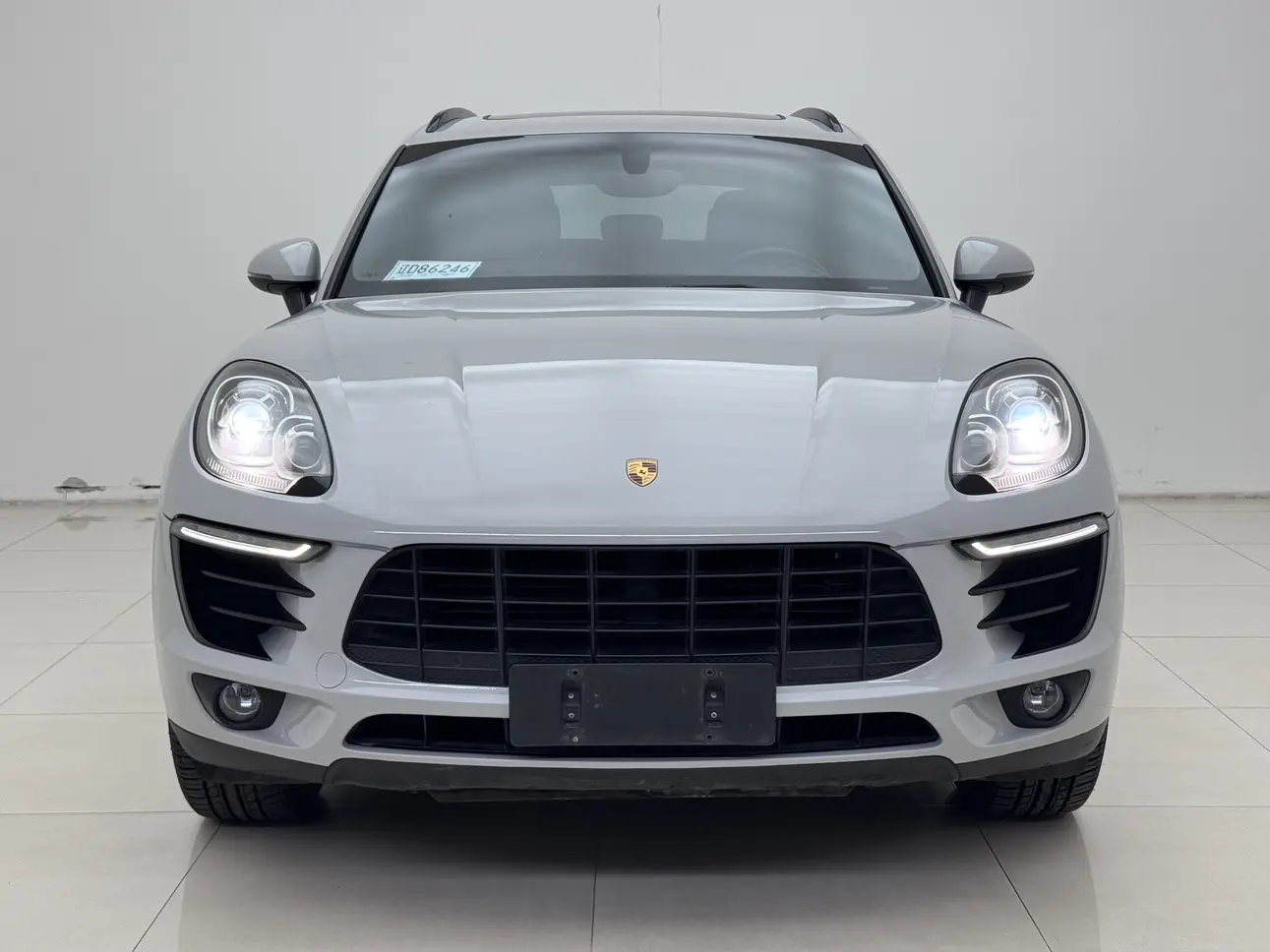 Porsche Macan  из Китая