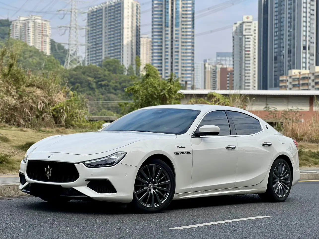 Maserati Ghibli  из Китая