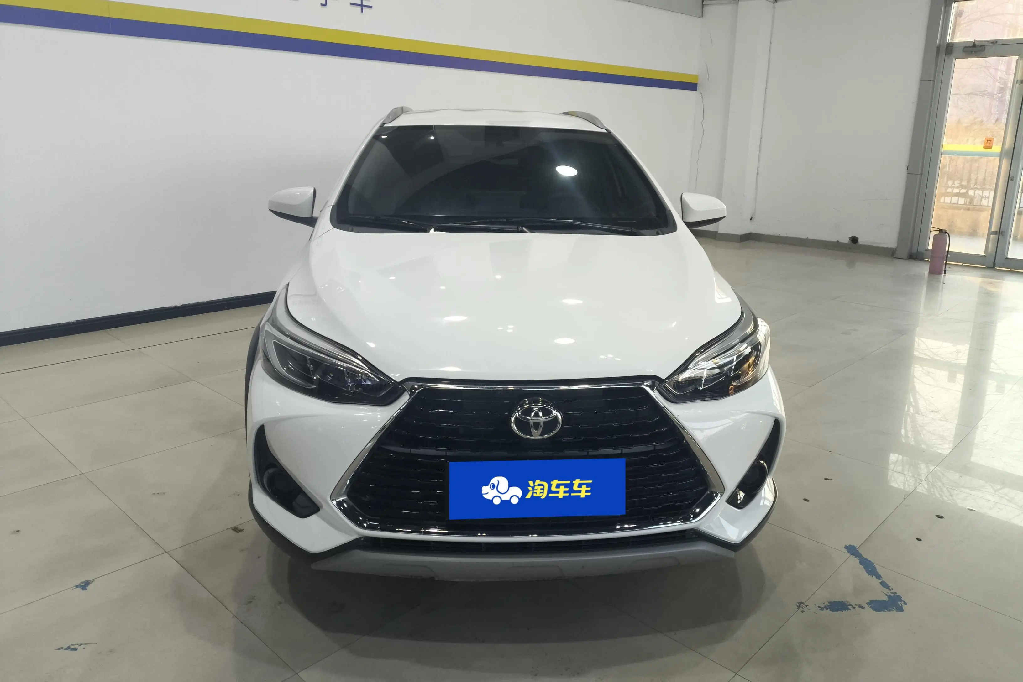 Toyota Yaris L  из Китая