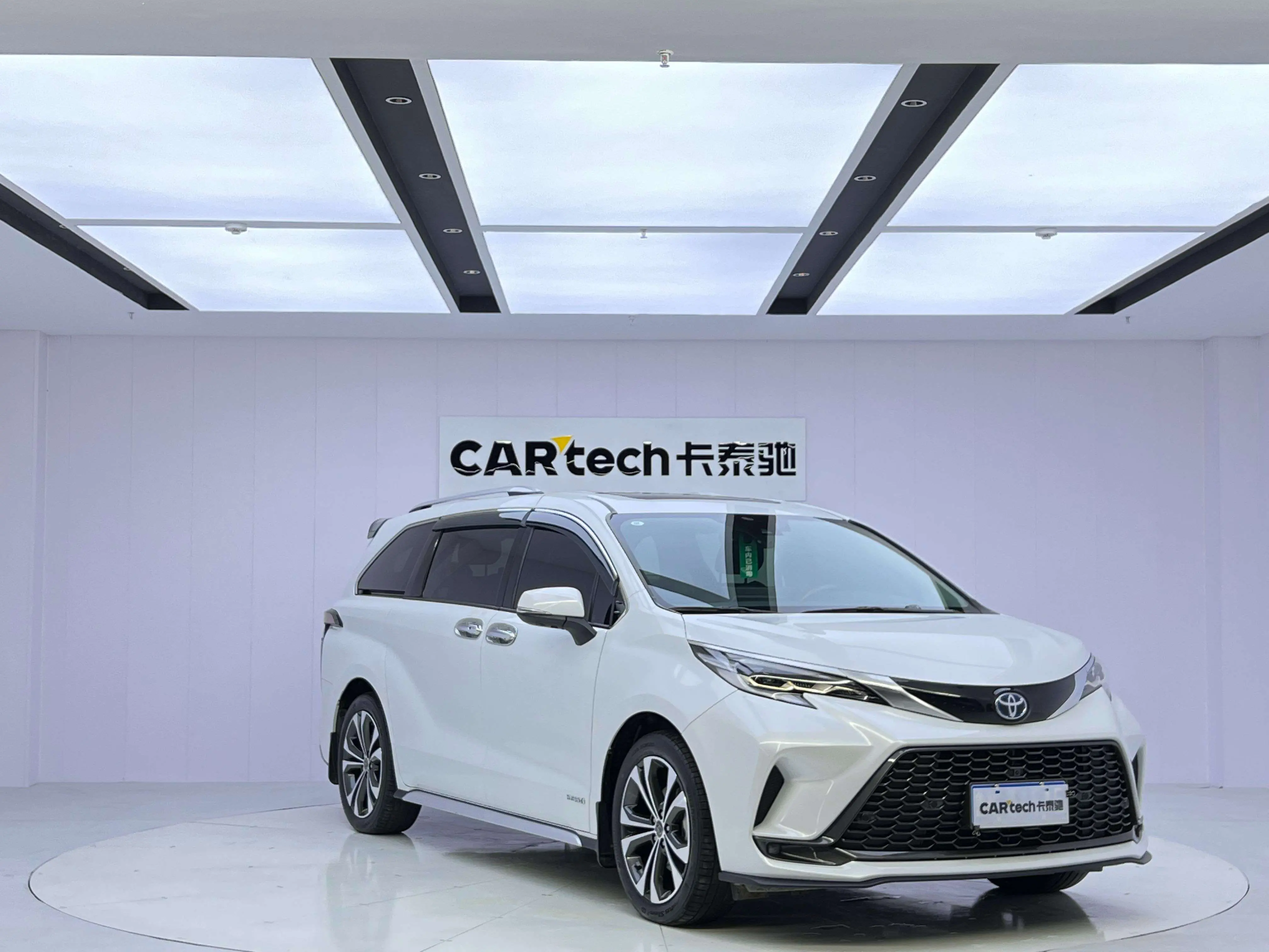 Toyota Granvia  из Китая