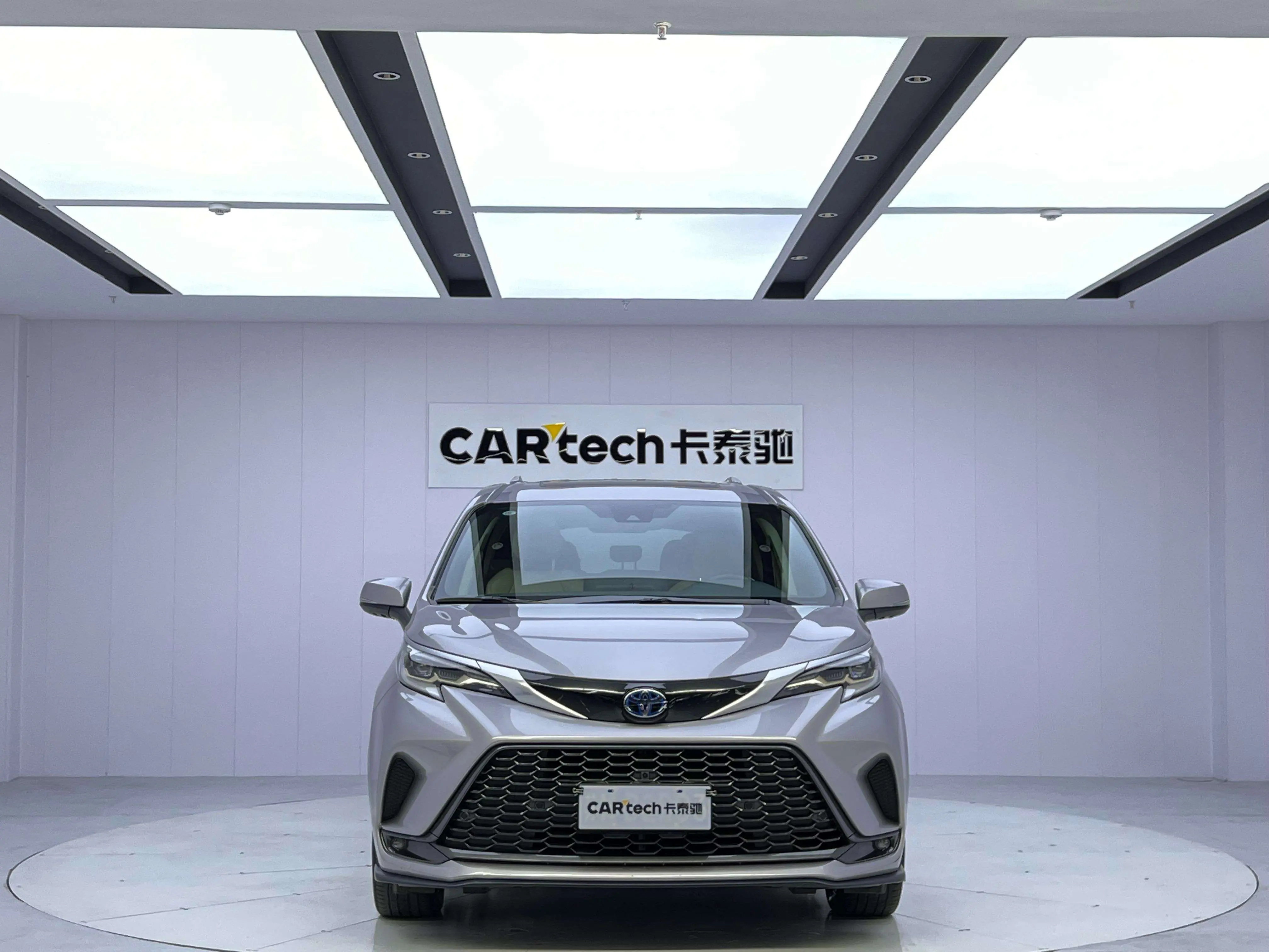 Toyota Granvia  из Китая