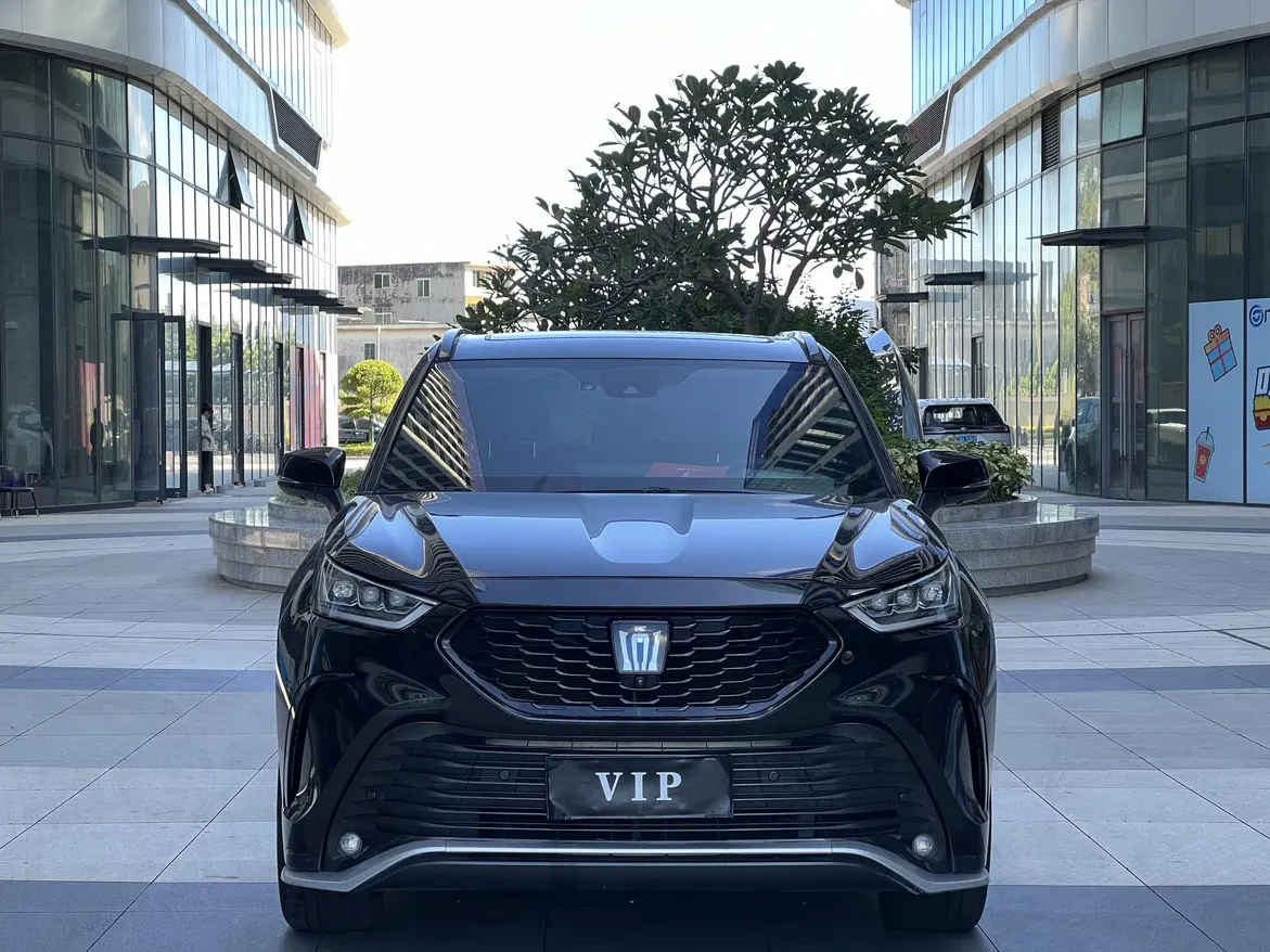 Toyota Crown Kluger  из Китая