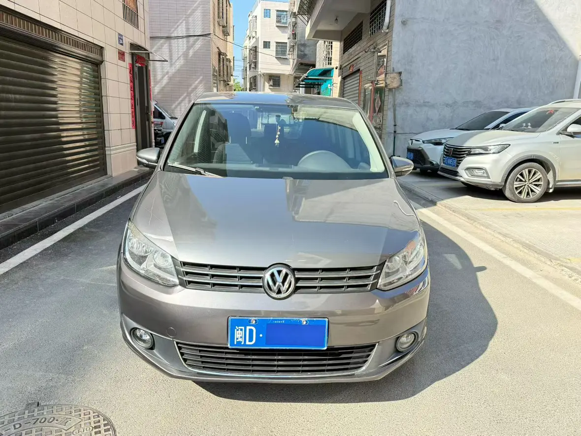 Volkswagen Touran  из Китая