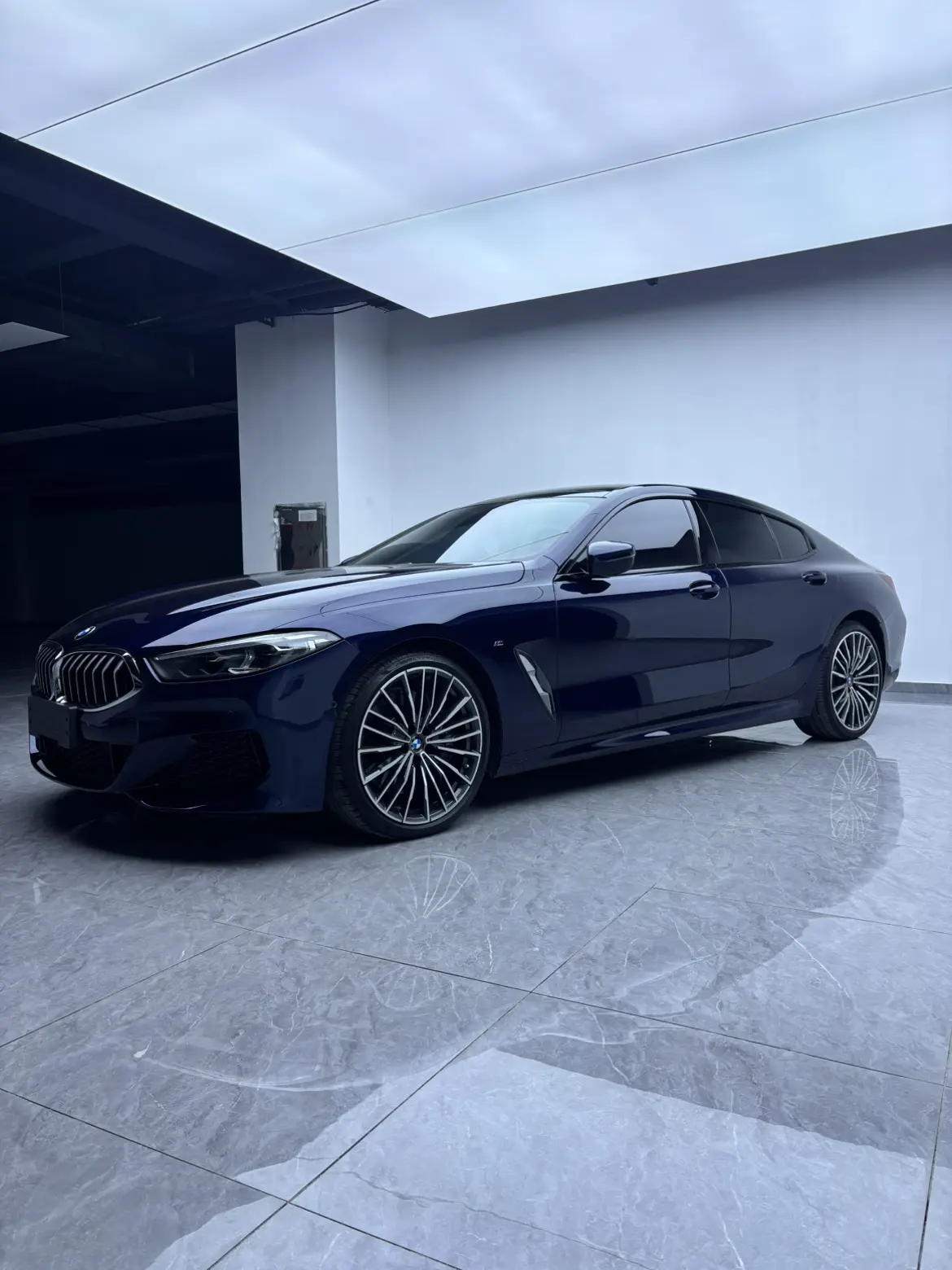 BMW 8 Series  из Китая