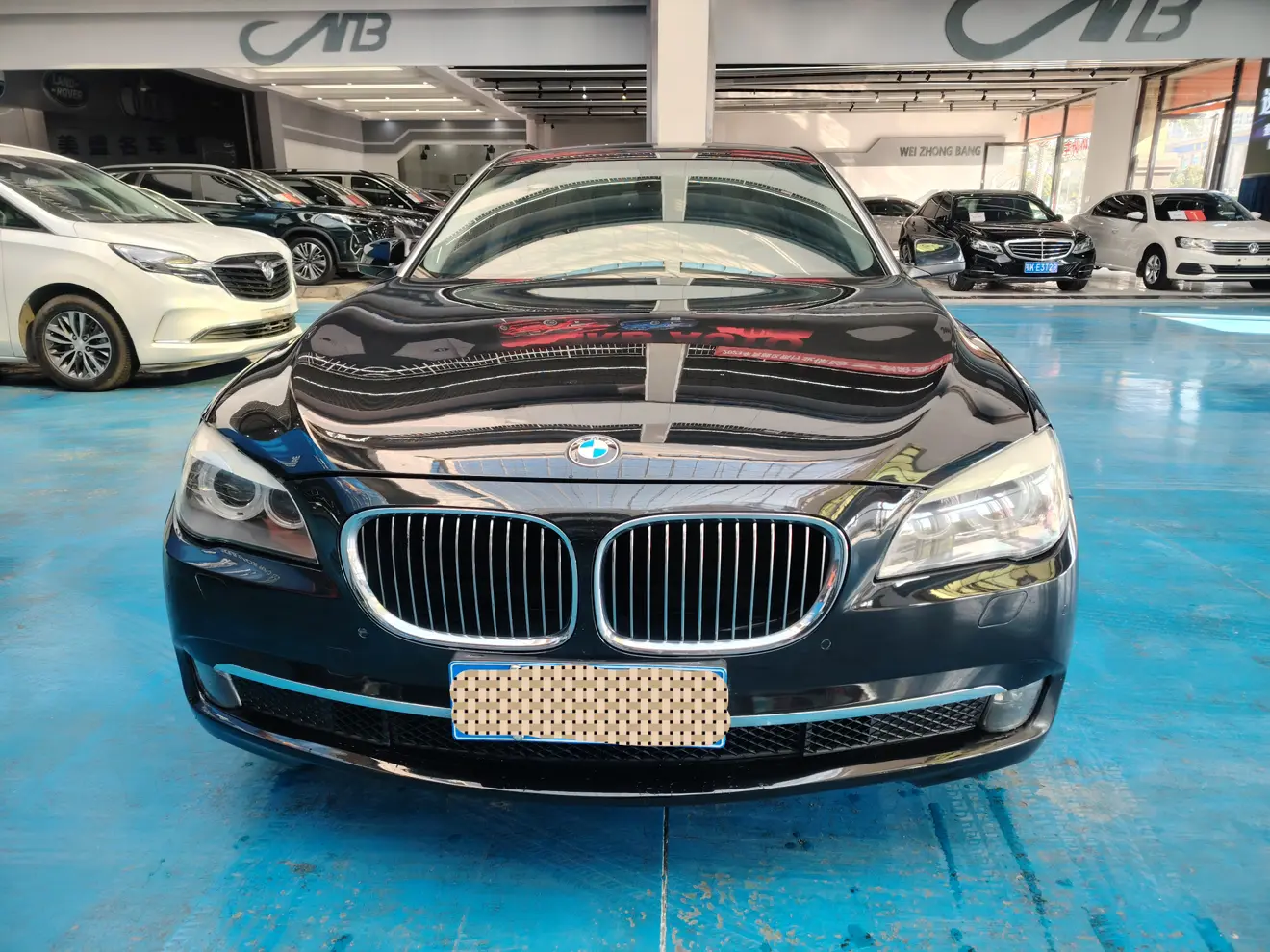 BMW 7 Series  из Китая