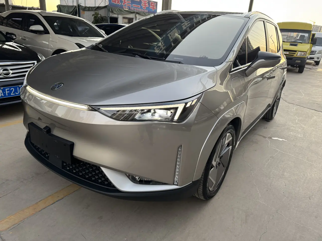 HYCAN Hechuang Z03  из Китая