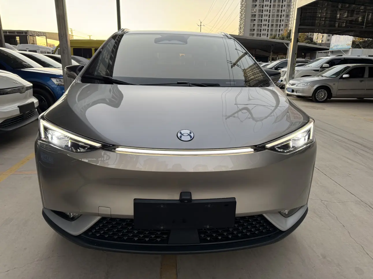 HYCAN Hechuang Z03  из Китая