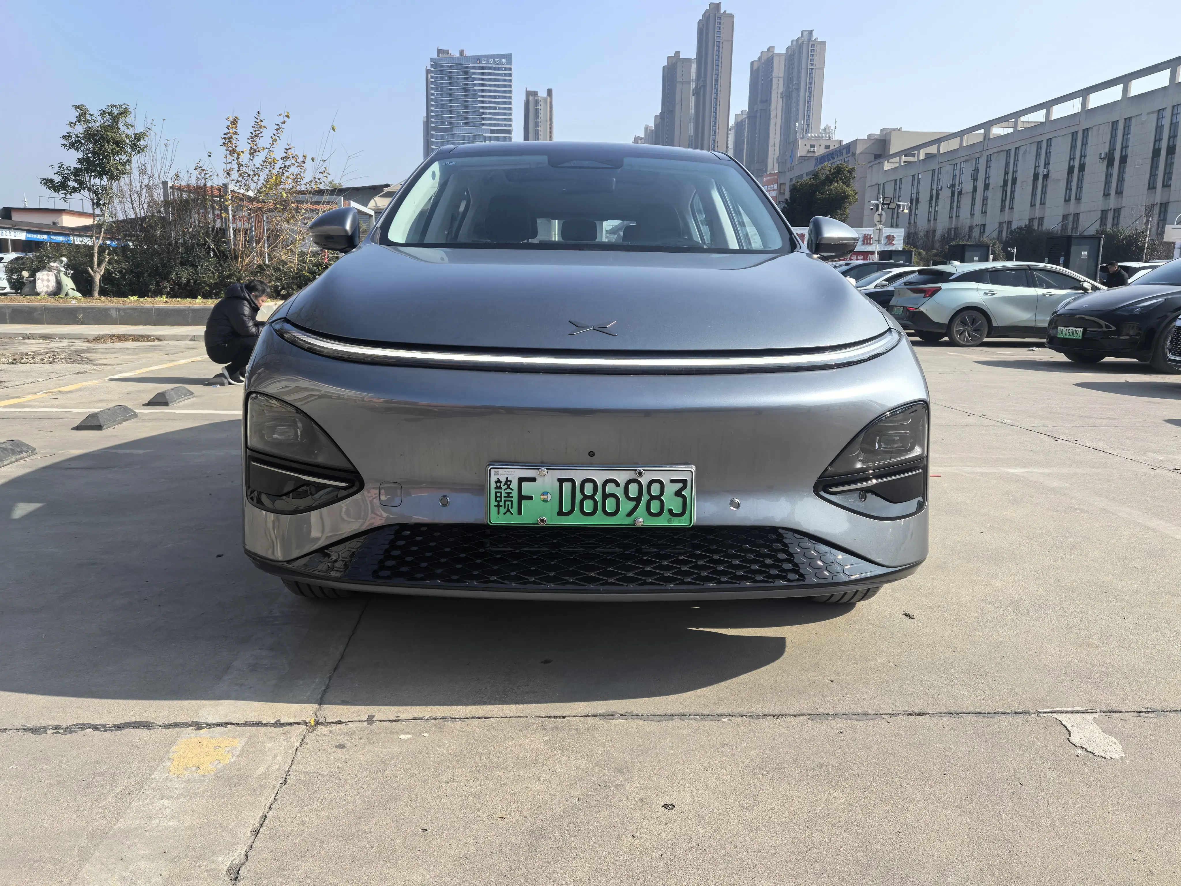 Xpeng G6  из Китая