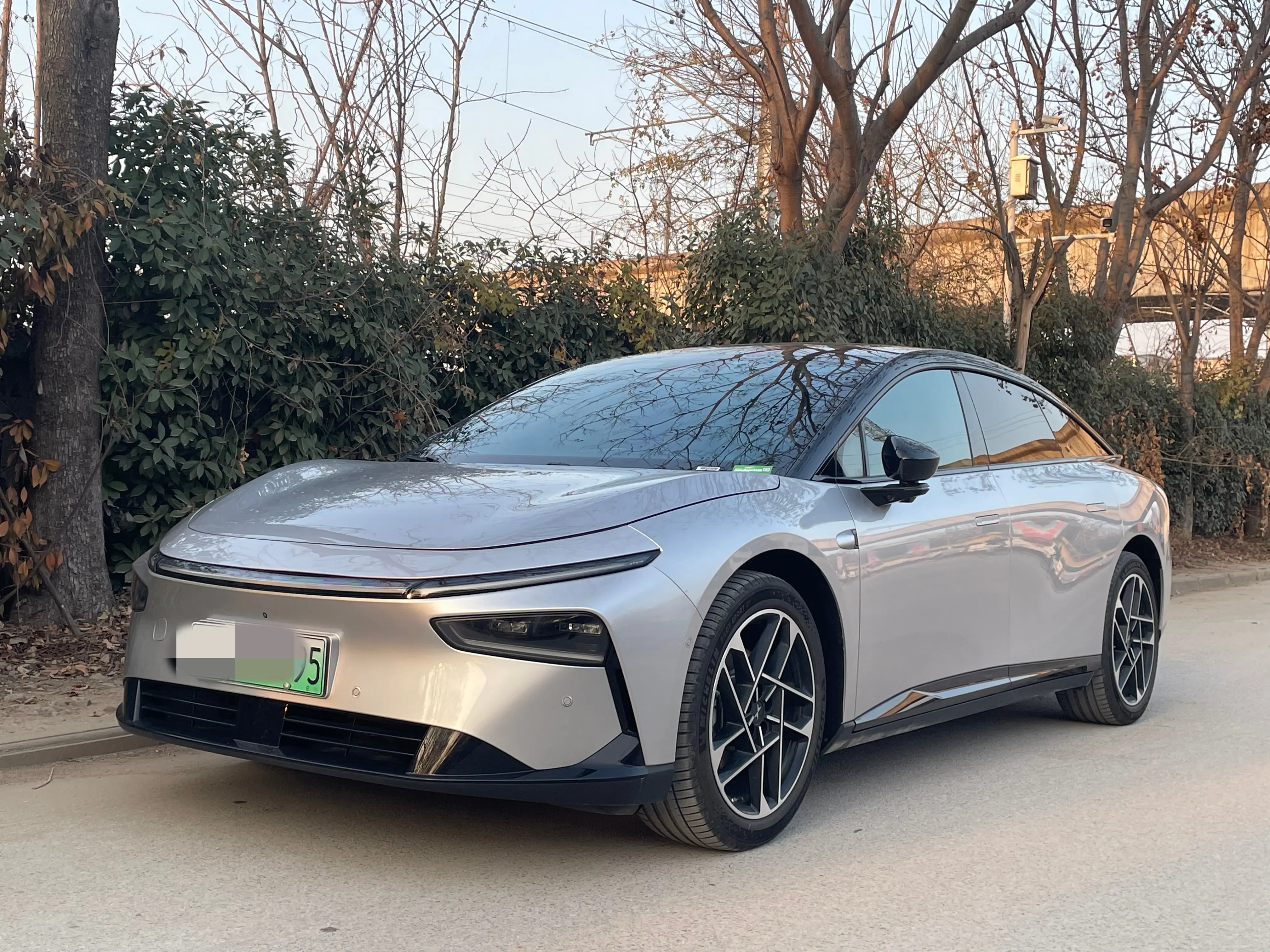 Xpeng P7+  из Китая