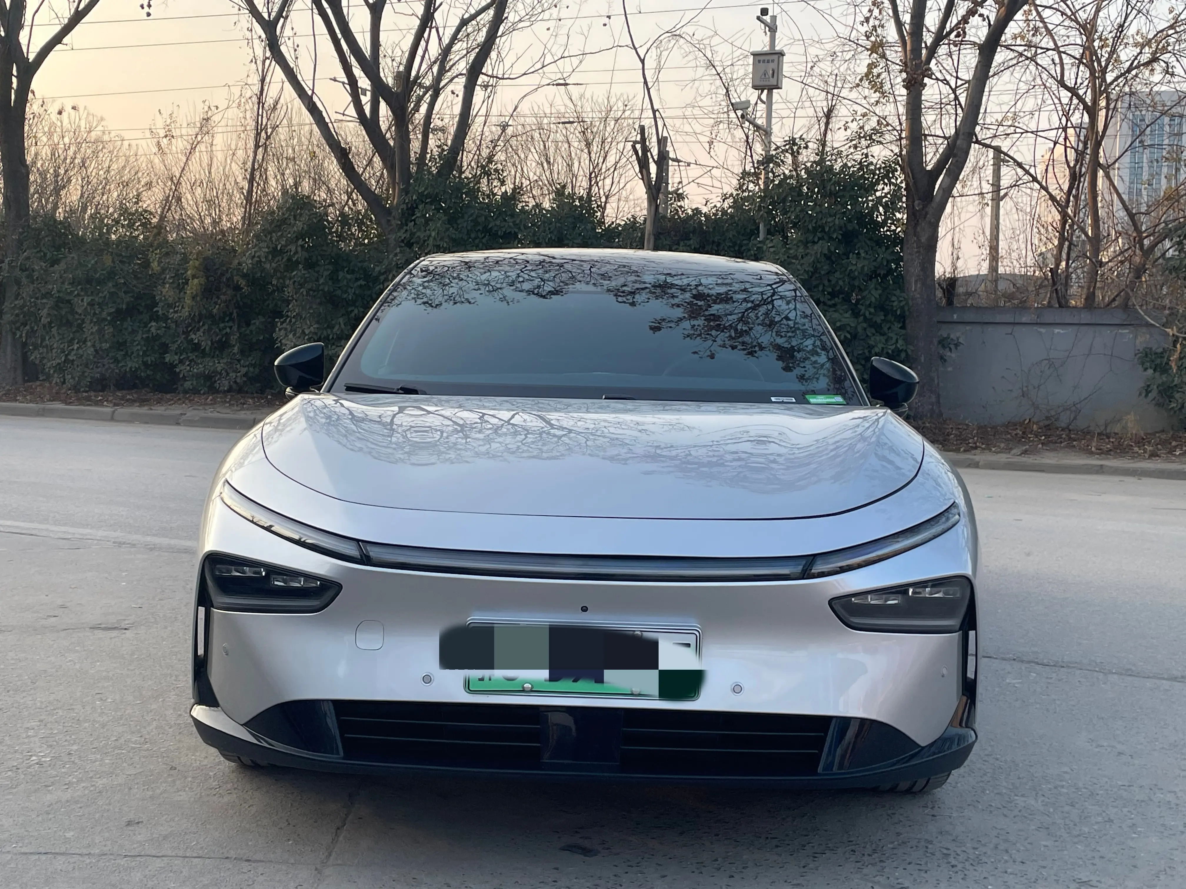 Xpeng P7+  из Китая