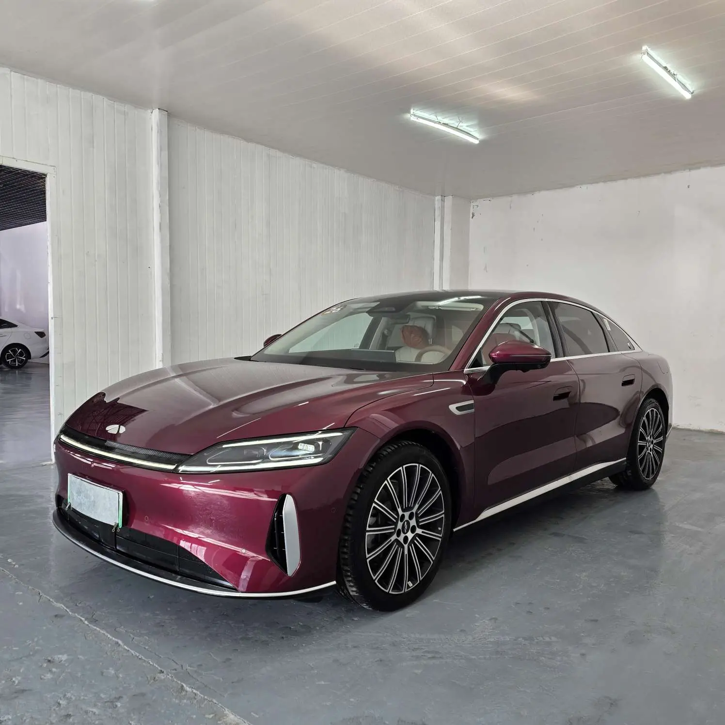 Chery Fengyun A9L  из Китая