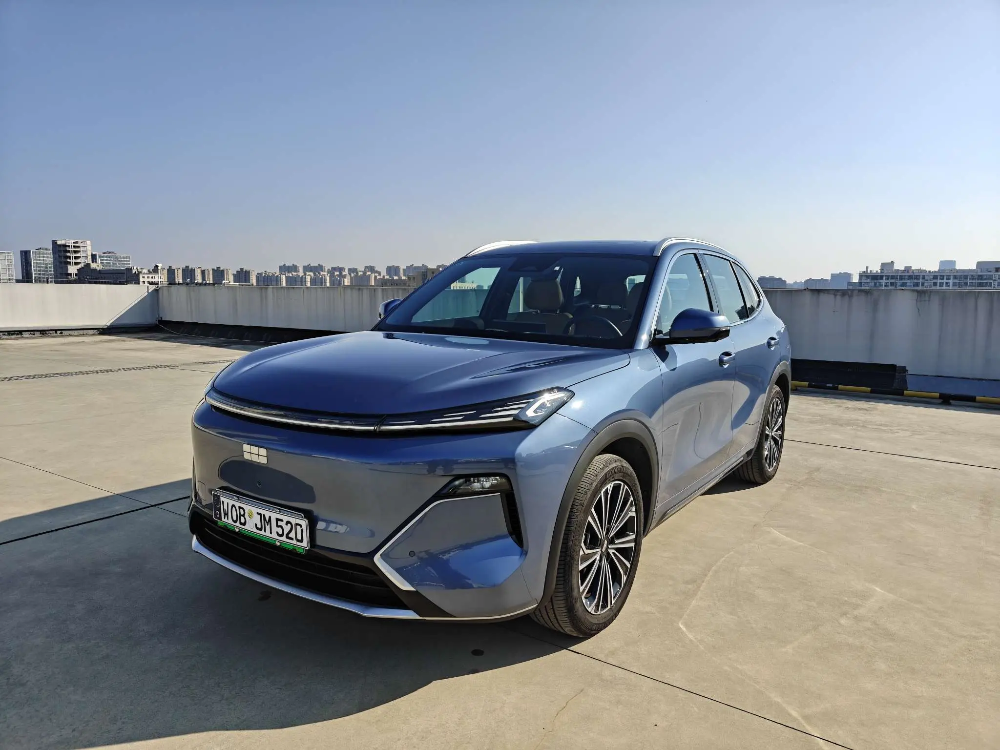 Geely Galaxy Starship 7 EM-i  из Китая