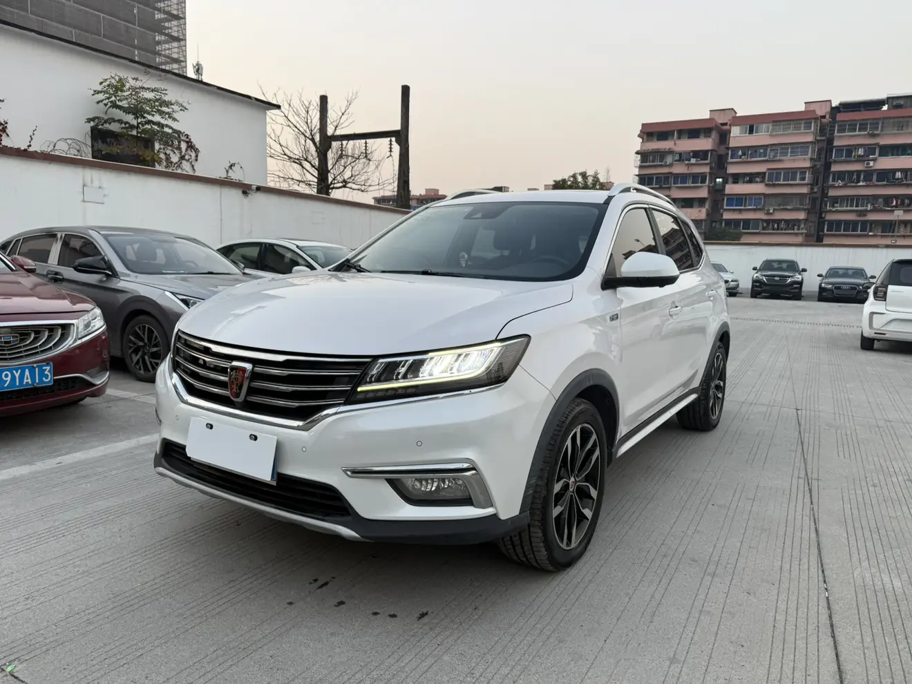 Roewe RX5  из Китая
