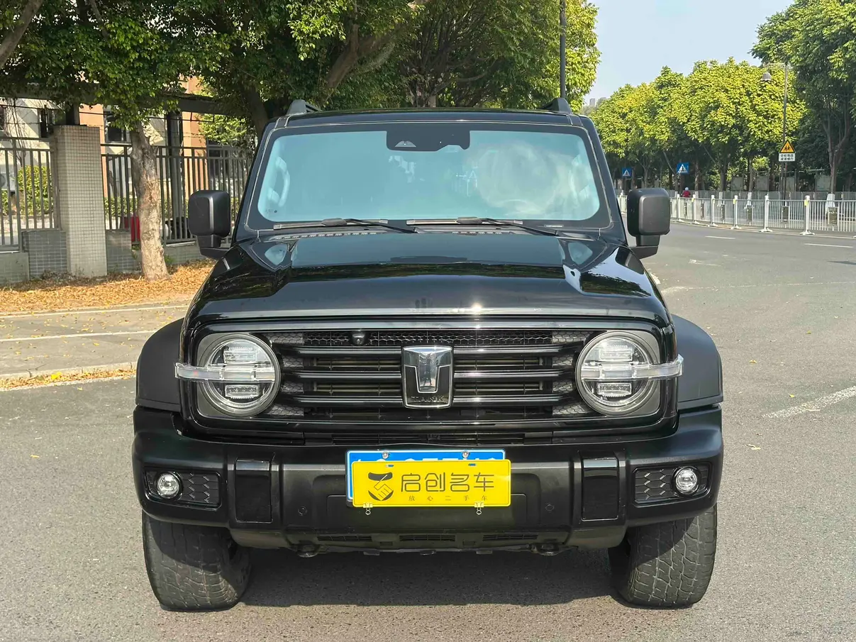 Tank 300  из Китая