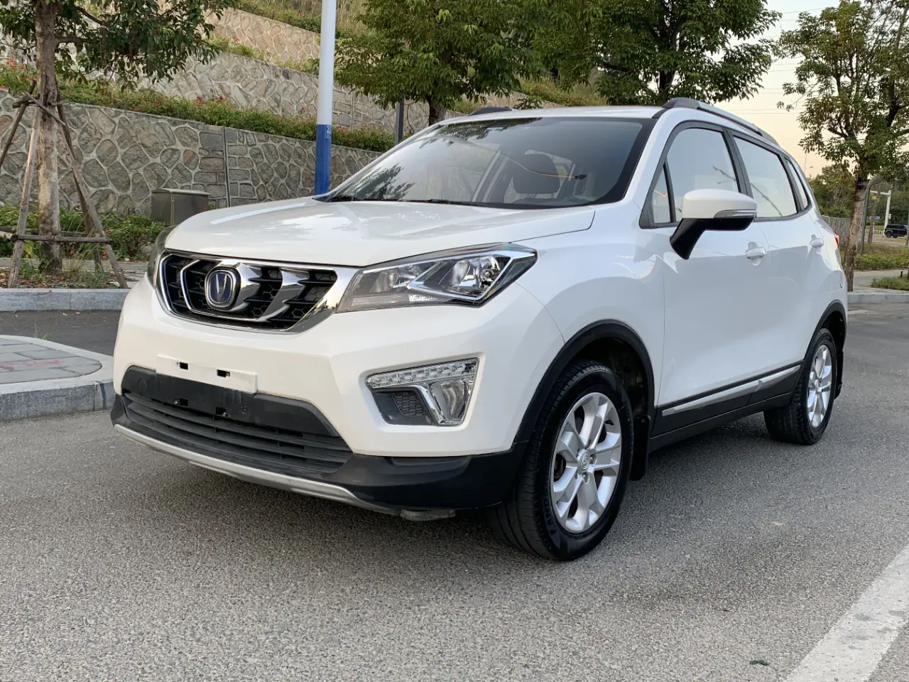 Changan CS15  из Китая